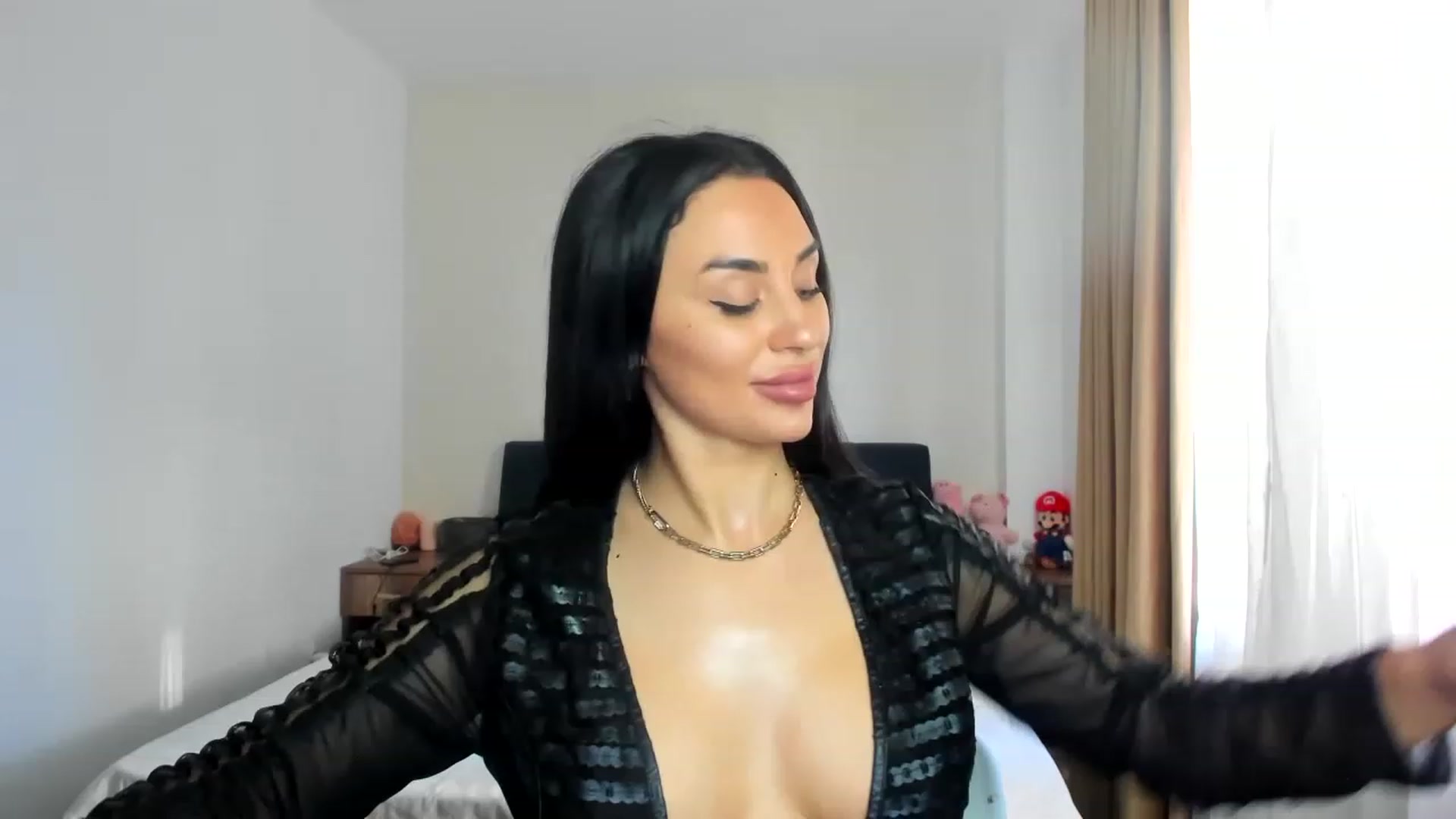 Gallery image thumbnail from Madam_Jesse's myfreecams stream on, 08/05/2023, 15:23 image 5 of 20