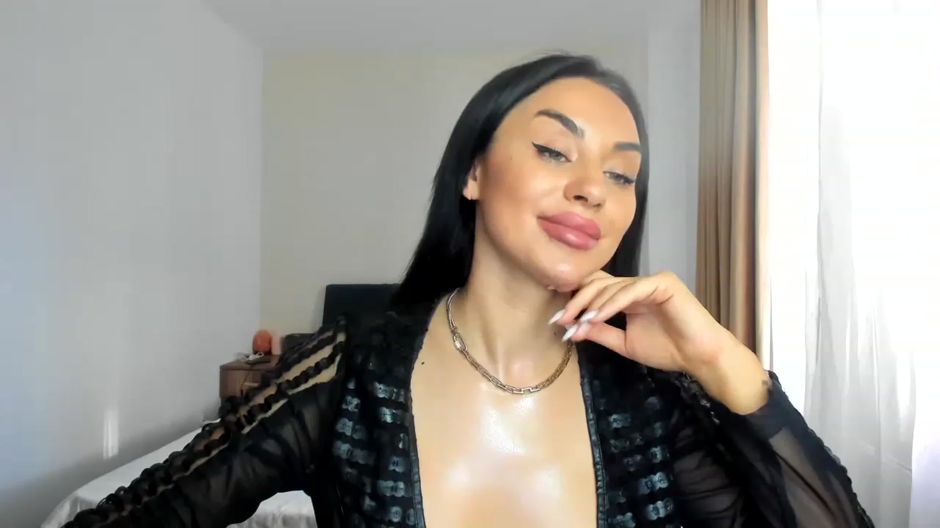 Gallery image thumbnail from Madam_Jesse's myfreecams stream on, 08/05/2023, 15:23 image 4 of 20