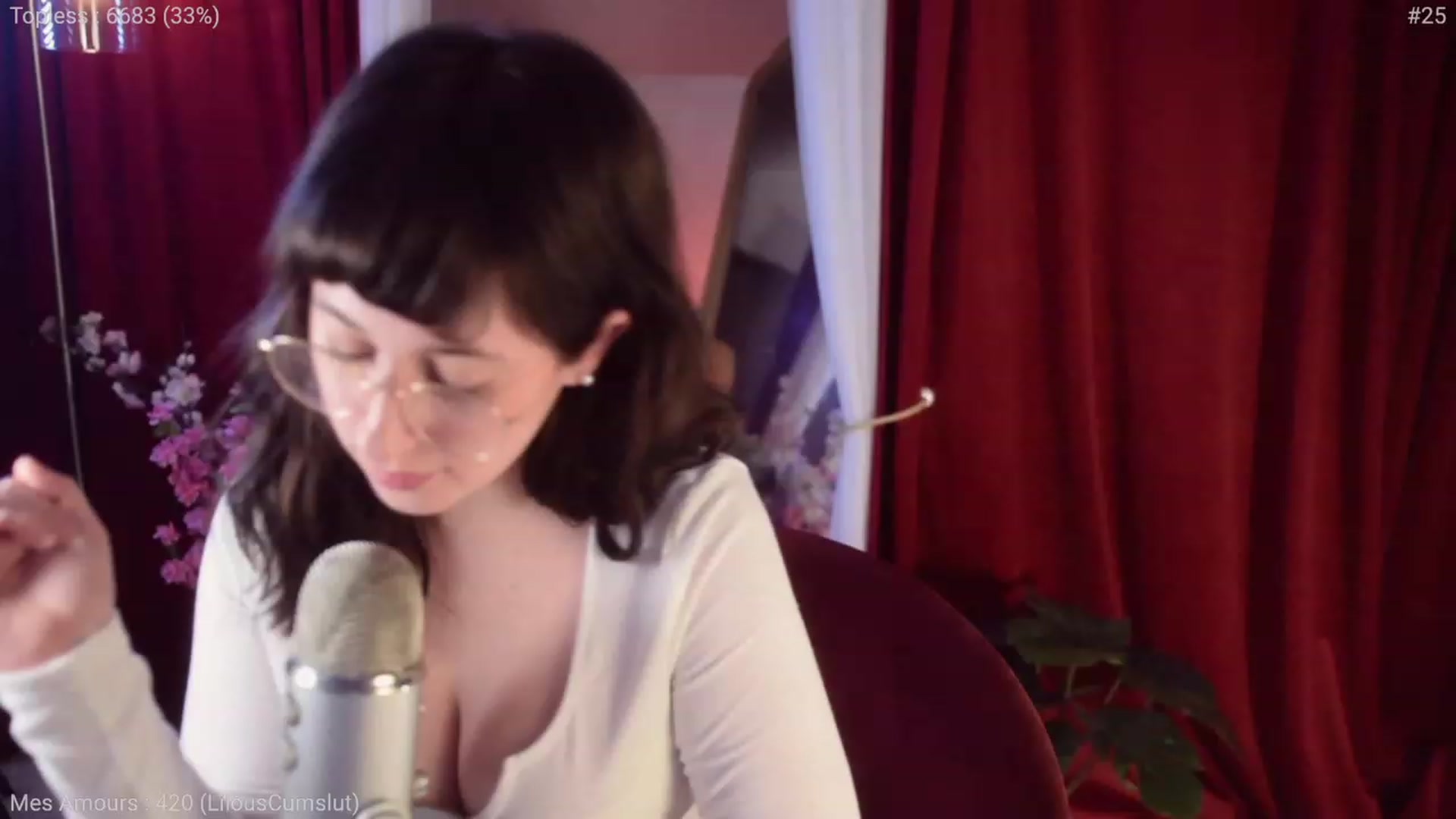 Gallery image thumbnail from Madame's myfreecams stream on, 10/04/2023, 07:24 image 11 of 20