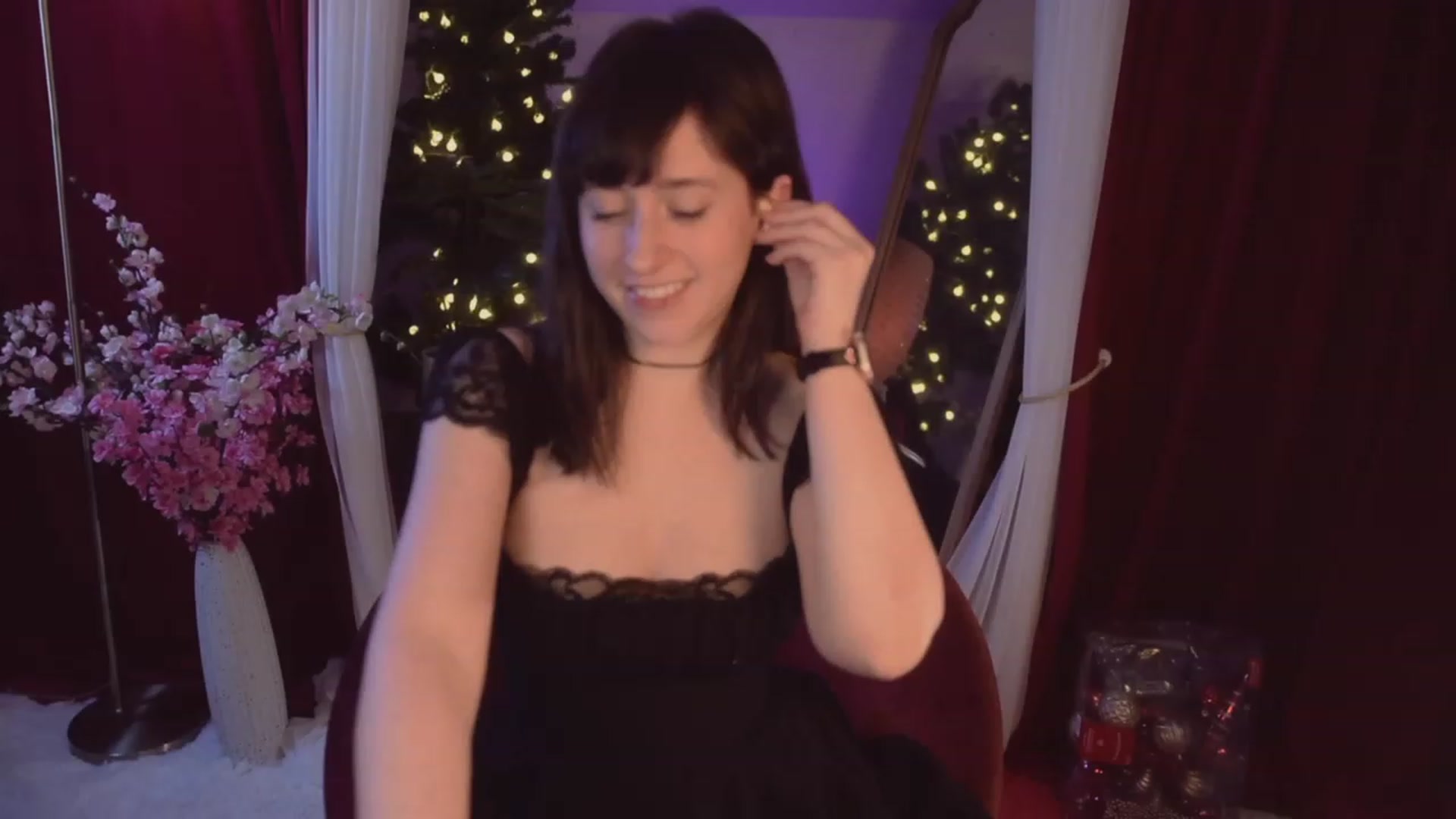 Gallery image thumbnail from Madame's myfreecams stream on, 12/09/2023, 06:56 image 5 of 20