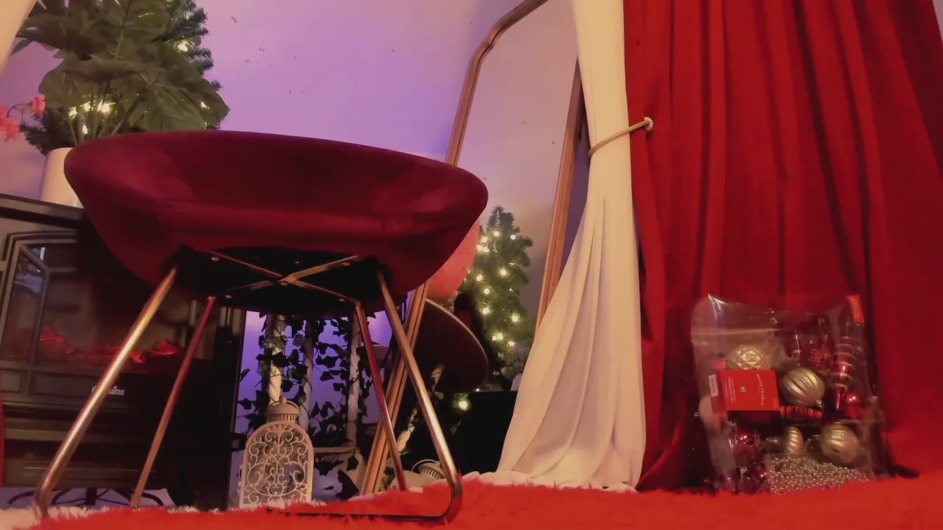 Gallery image thumbnail from Madame's myfreecams stream on, 12/09/2023, 07:46 image 2 of 20