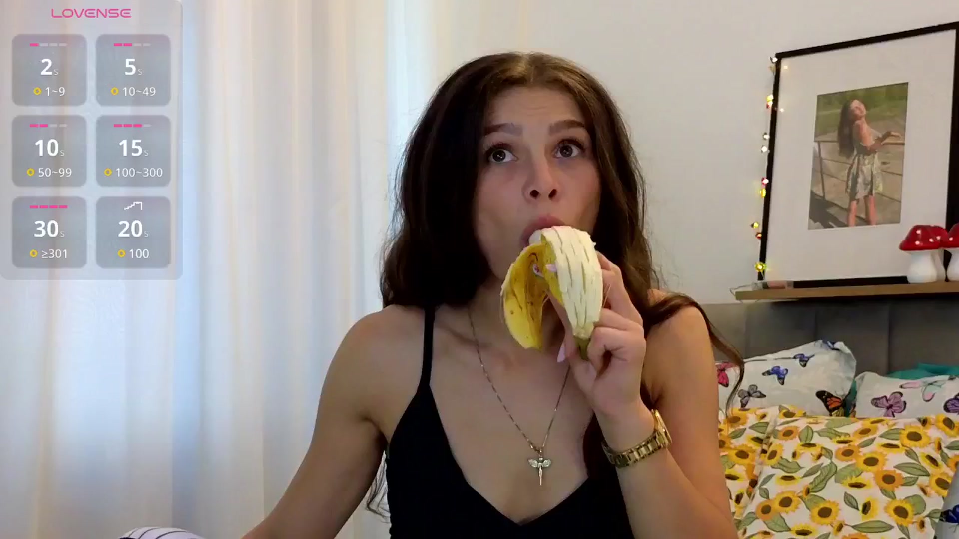 Gallery image thumbnail from MadameDeFeu's myfreecams stream on, 09/16/2024, 10:15 image 8 of 20