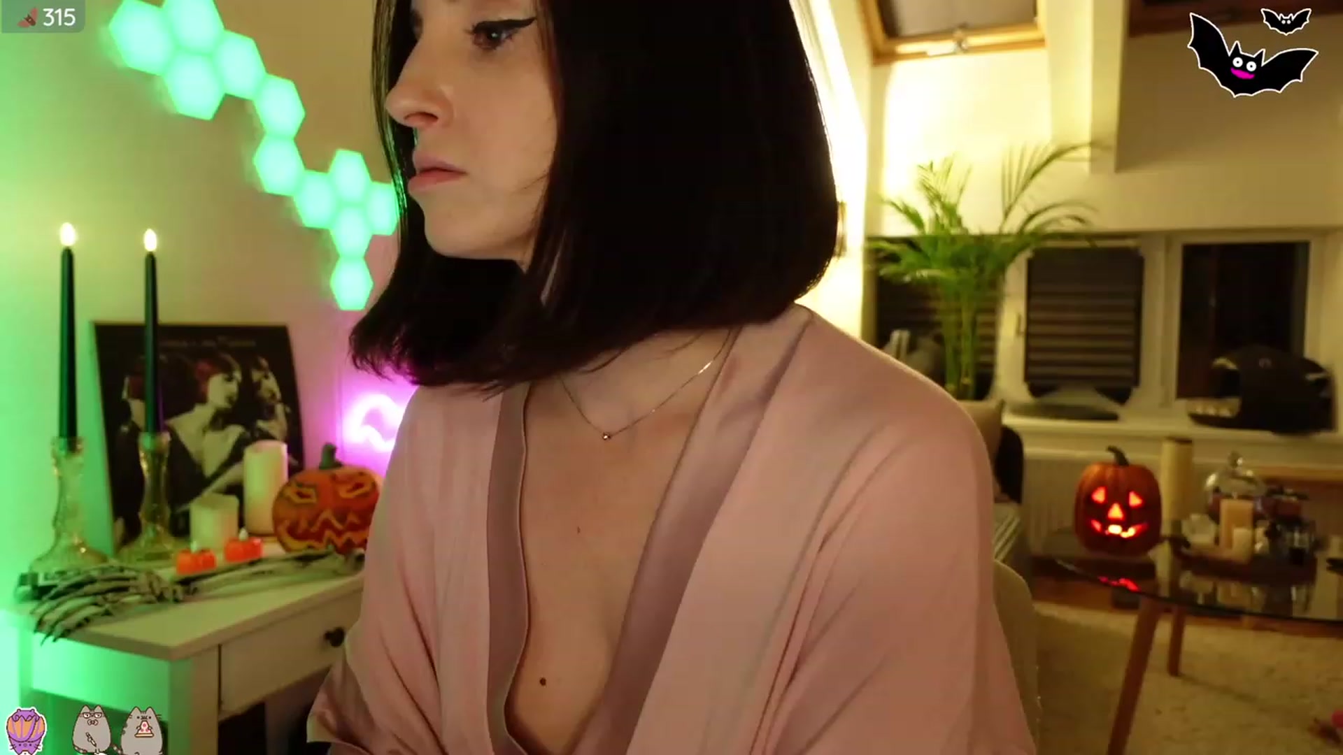 Gallery image thumbnail from Maddie's myfreecams stream on, 10/02/2023, 02:10 image 20 of 20
