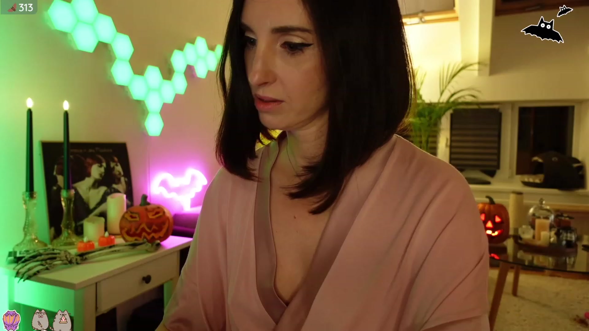 Gallery image thumbnail from Maddie's myfreecams stream on, 10/02/2023, 02:10 image 17 of 20