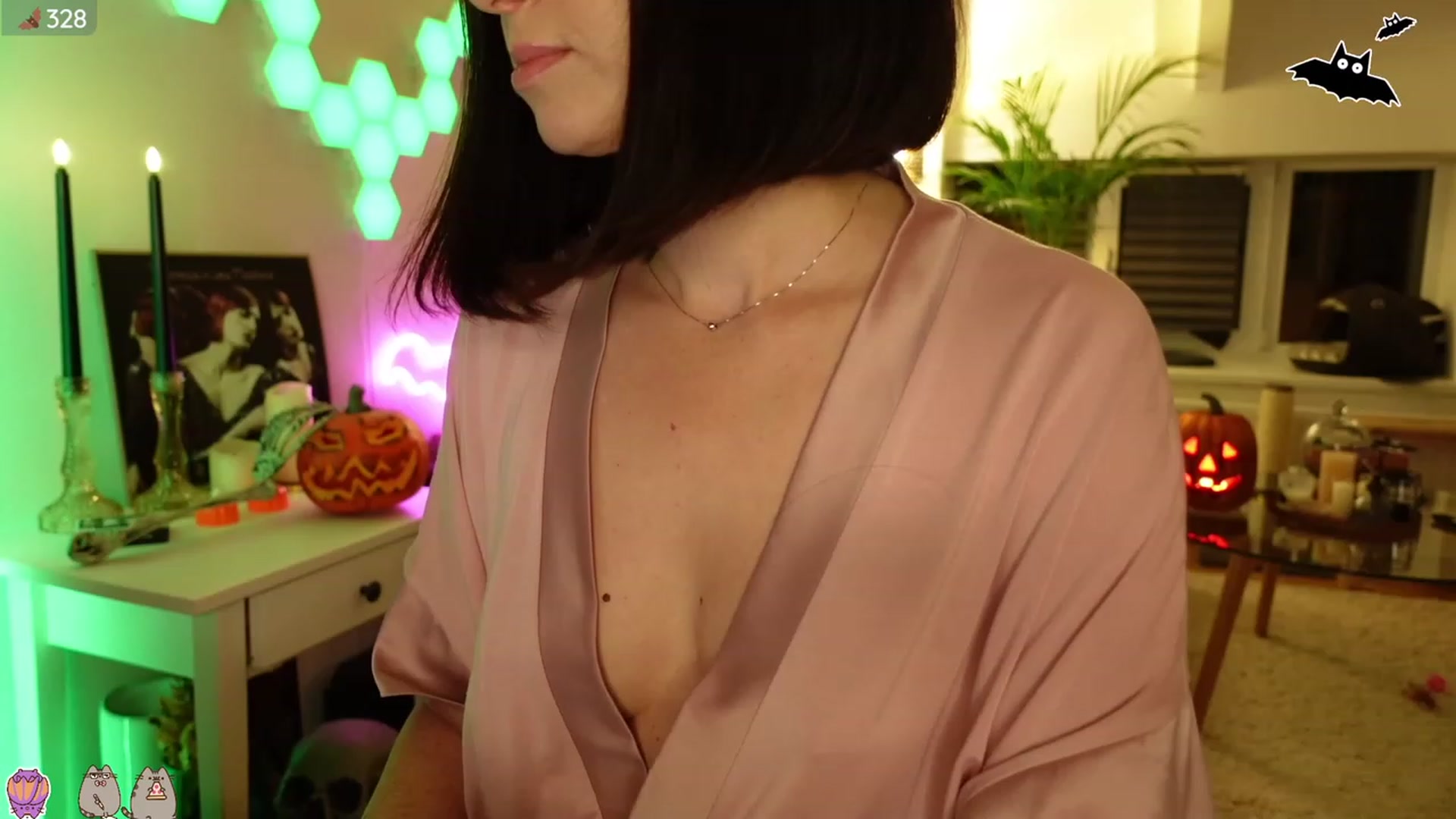 Gallery image thumbnail from Maddie's myfreecams stream on, 10/02/2023, 02:10 image 2 of 20