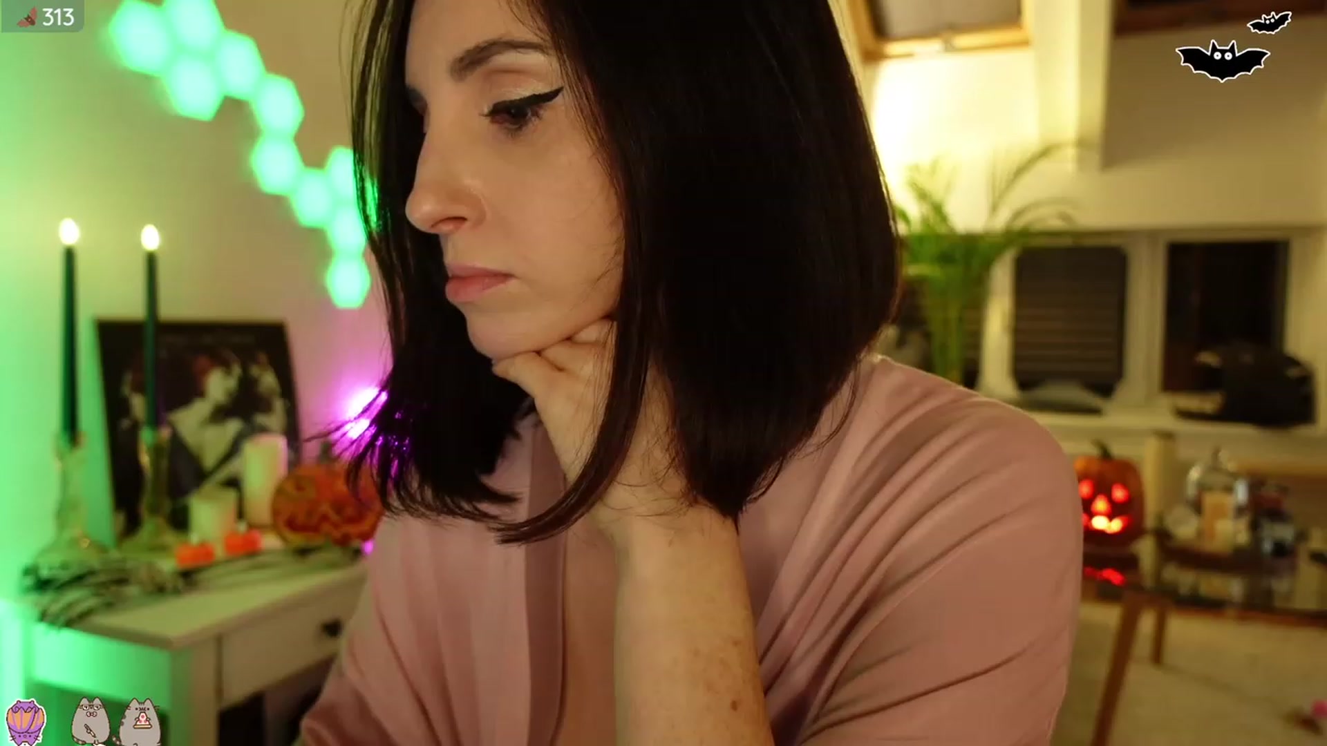 Gallery image thumbnail from Maddie's myfreecams stream on, 10/02/2023, 02:10 image 19 of 20