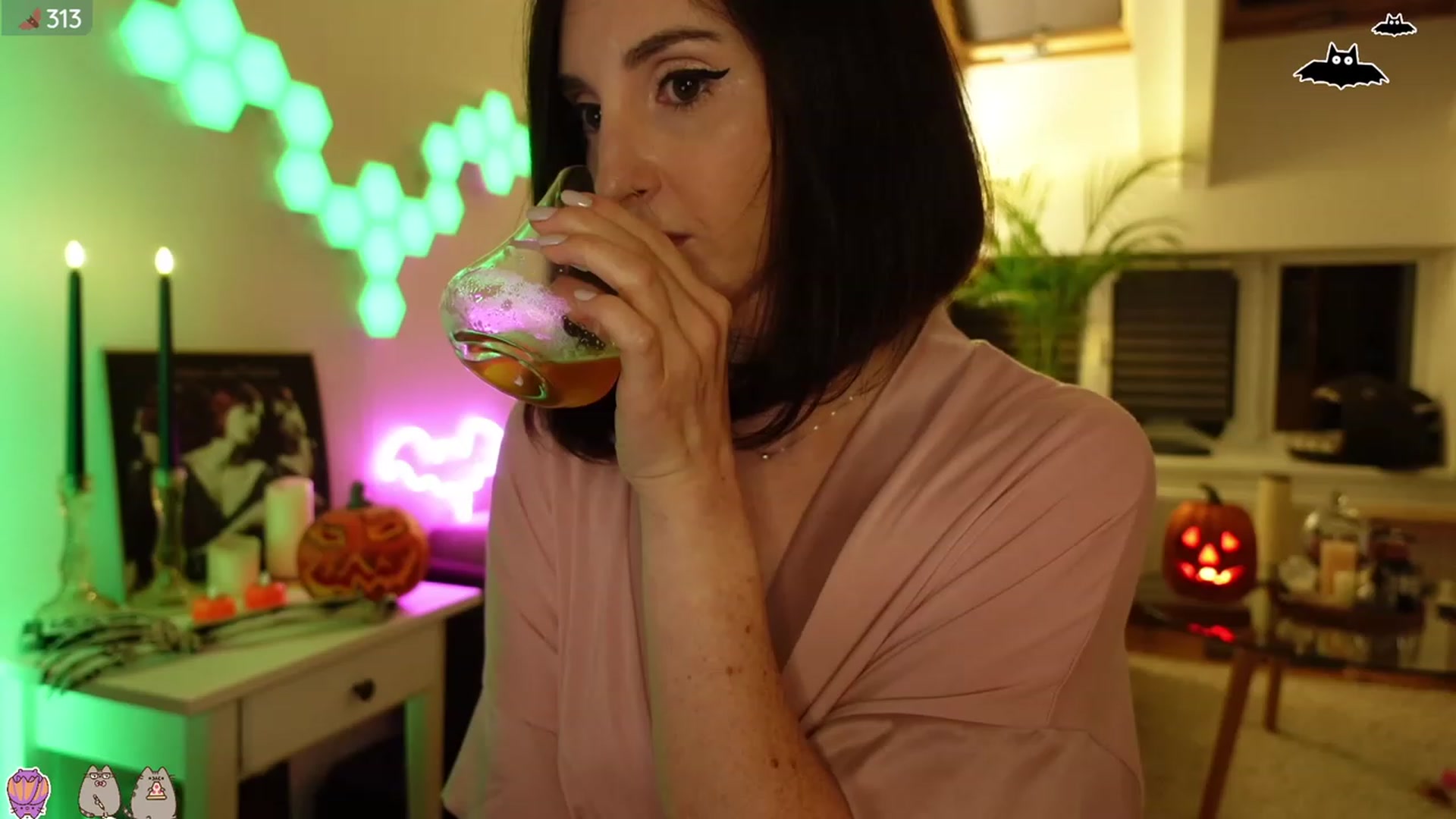 Gallery image thumbnail from Maddie's myfreecams stream on, 10/02/2023, 02:10 image 18 of 20