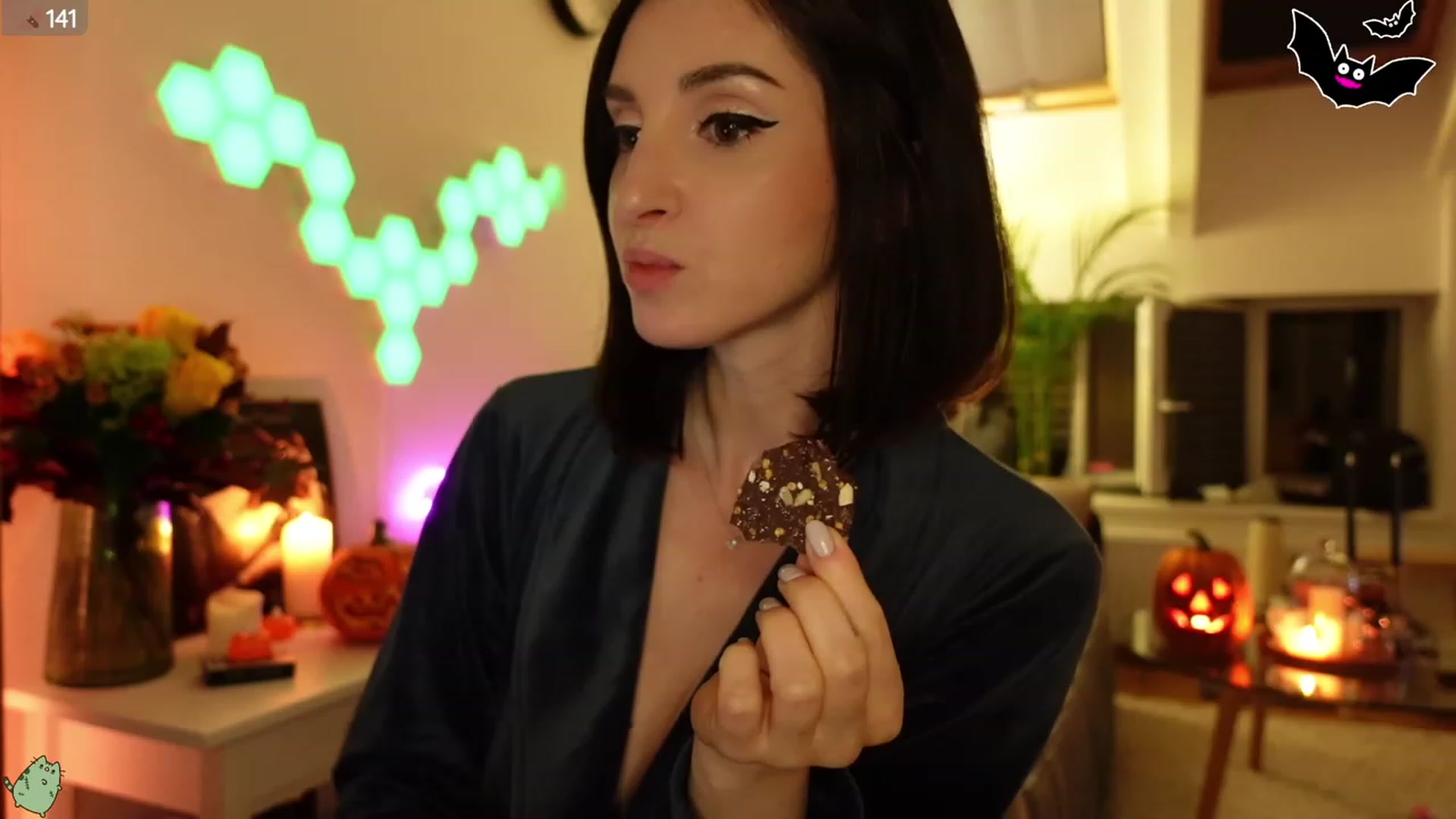 Gallery image thumbnail from Maddie's myfreecams stream on, 10/03/2023, 24:33 image 4 of 20