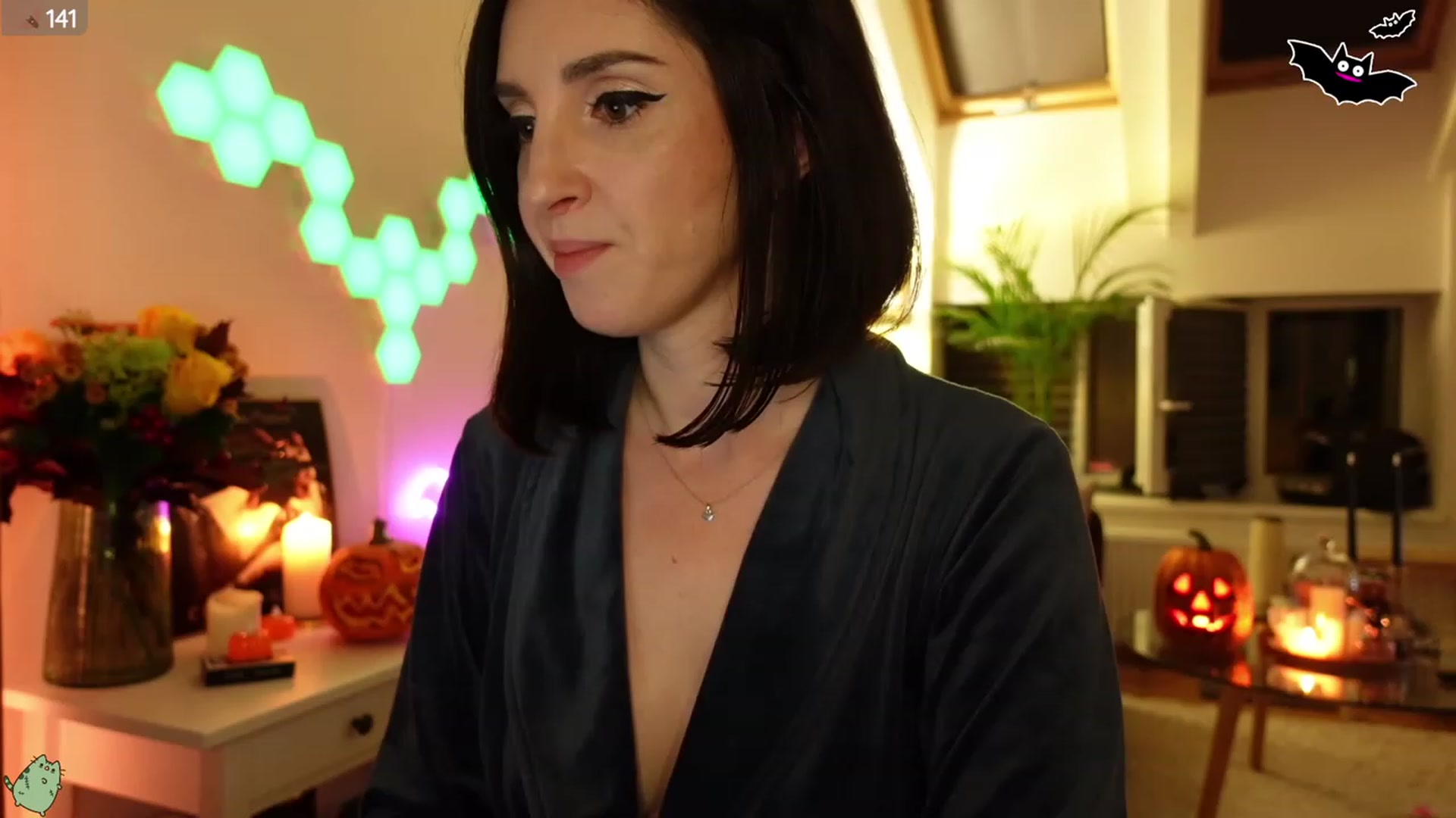 Gallery image thumbnail from Maddie's myfreecams stream on, 10/03/2023, 24:33 image 5 of 20