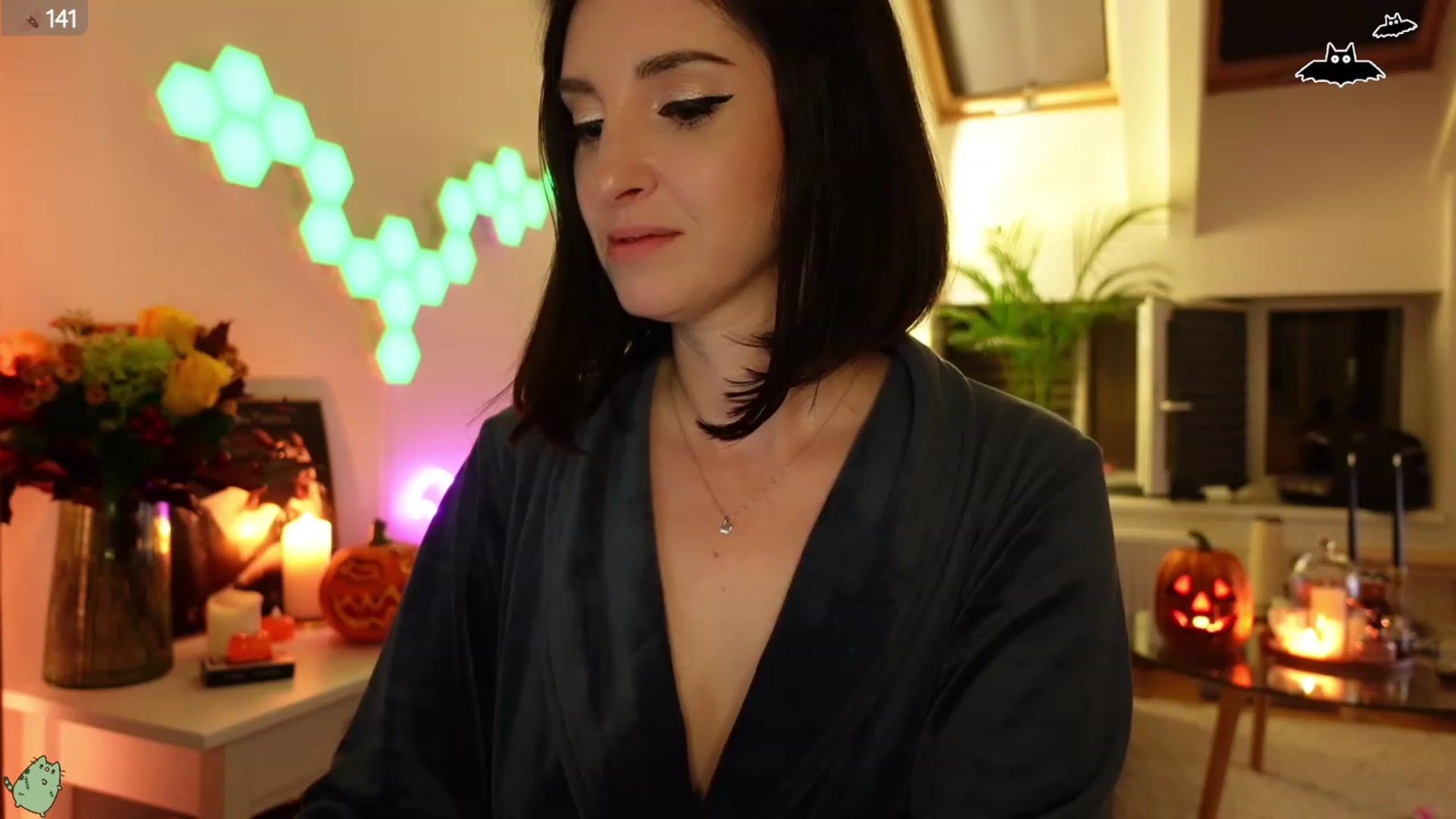 Gallery image thumbnail from Maddie's myfreecams stream on, 10/03/2023, 24:33 image 10 of 20