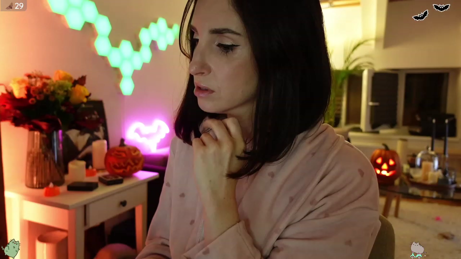 Gallery image thumbnail from Maddie's myfreecams stream on, 10/04/2023, 01:11 image 19 of 20