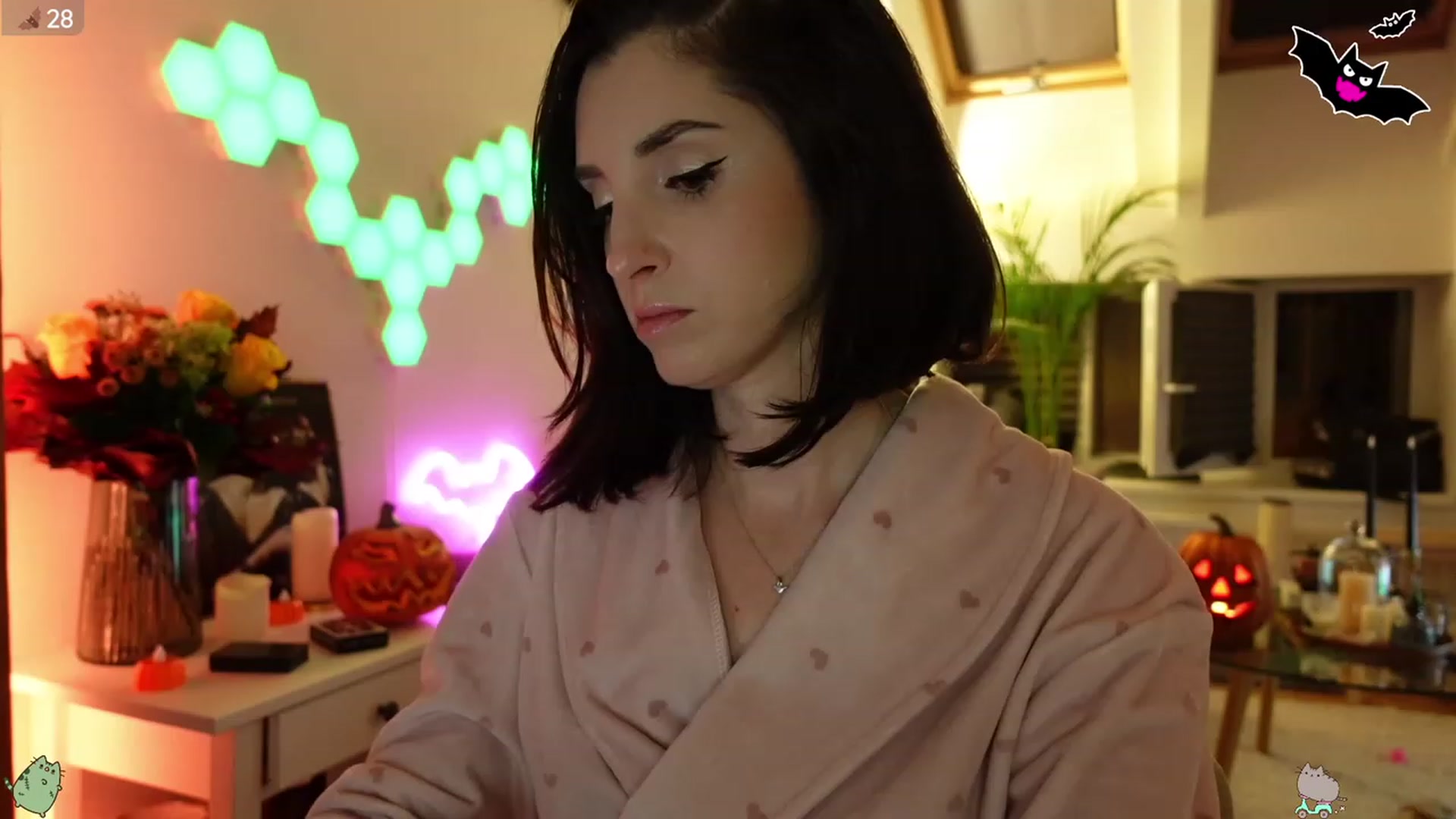 Gallery image thumbnail from Maddie's myfreecams stream on, 10/04/2023, 01:11 image 16 of 20