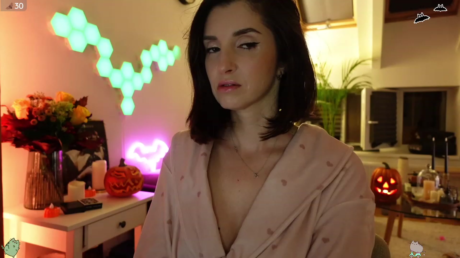 Gallery image thumbnail from Maddie's myfreecams stream on, 10/04/2023, 01:11 image 11 of 20