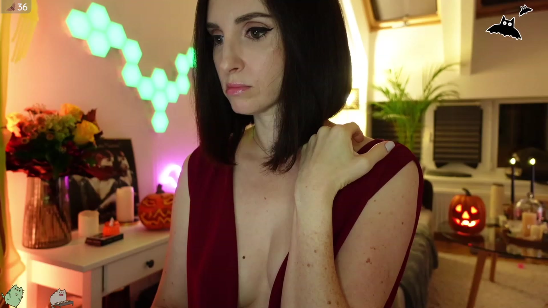 Gallery image thumbnail from Maddie's myfreecams stream on, 10/05/2023, 24:27 image 10 of 20