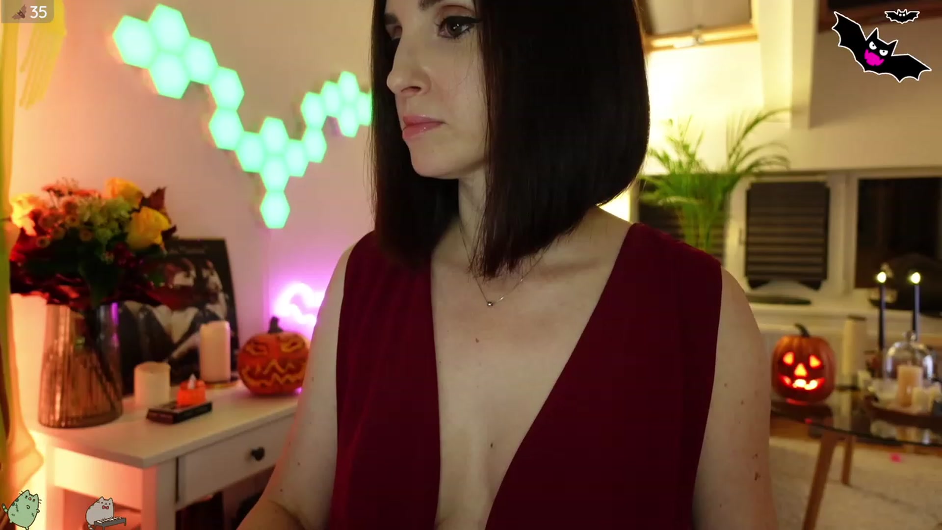 Gallery image thumbnail from Maddie's myfreecams stream on, 10/05/2023, 24:27 image 16 of 20