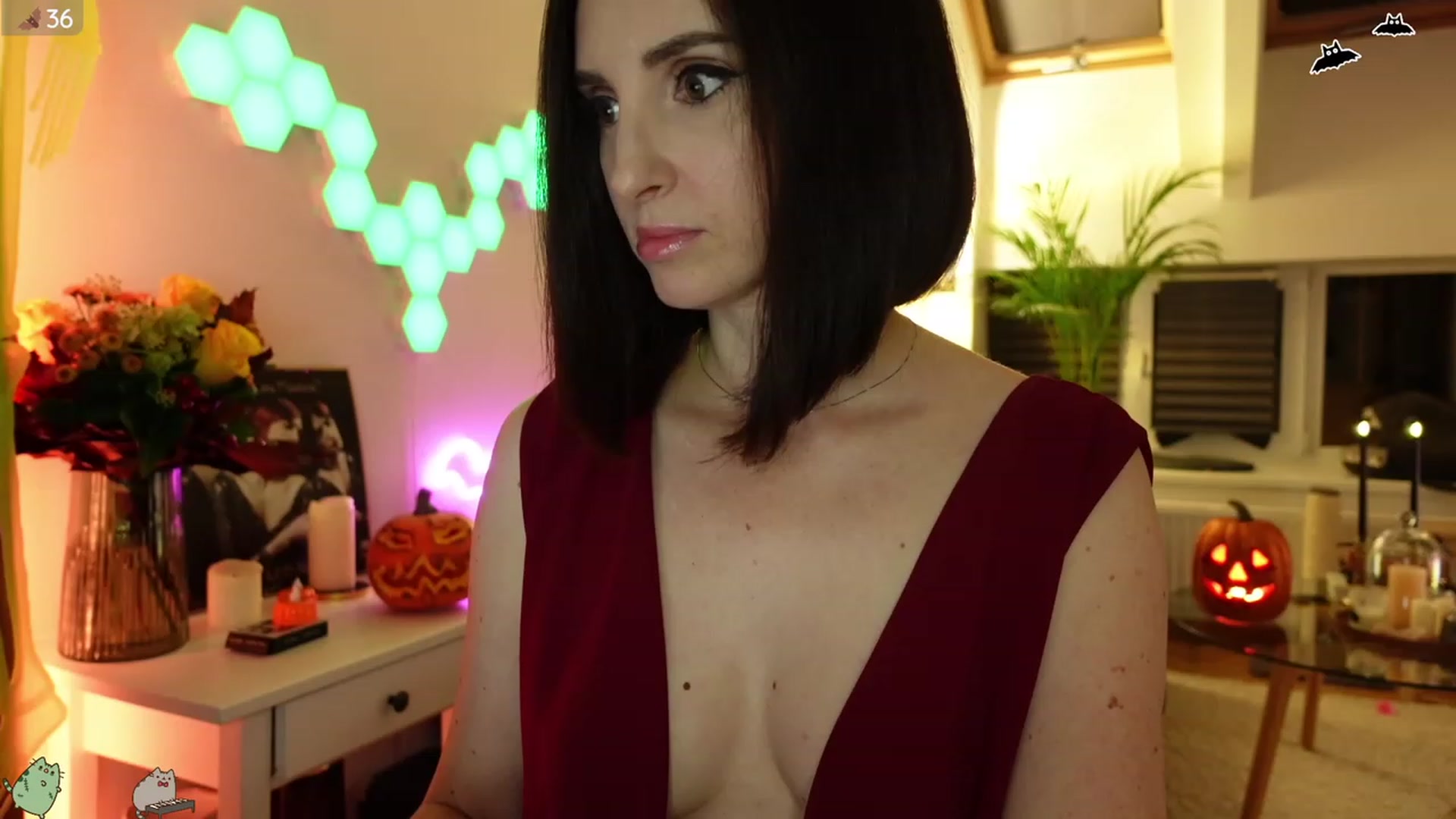 Gallery image thumbnail from Maddie's myfreecams stream on, 10/05/2023, 24:27 image 7 of 20