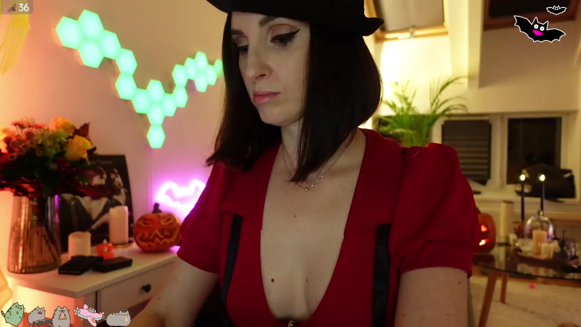 Gallery image thumbnail from Maddie's myfreecams stream on, 10/05/2023, 03:02 image 18 of 20