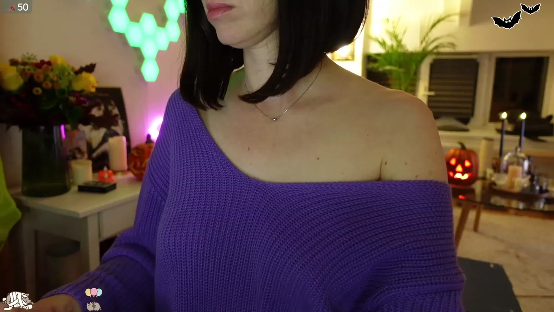 Gallery image thumbnail from Maddie's myfreecams stream on, 10/06/2023, 01:58 image 6 of 20