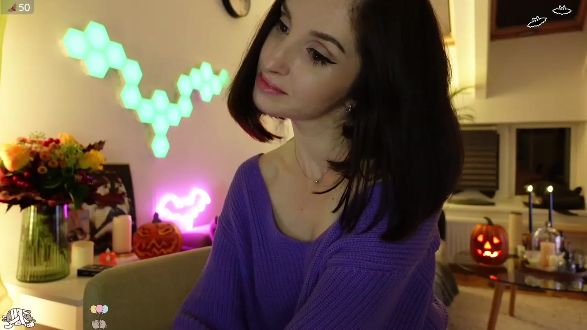 Gallery image thumbnail from Maddie's myfreecams stream on, 10/06/2023, 01:58 image 17 of 20