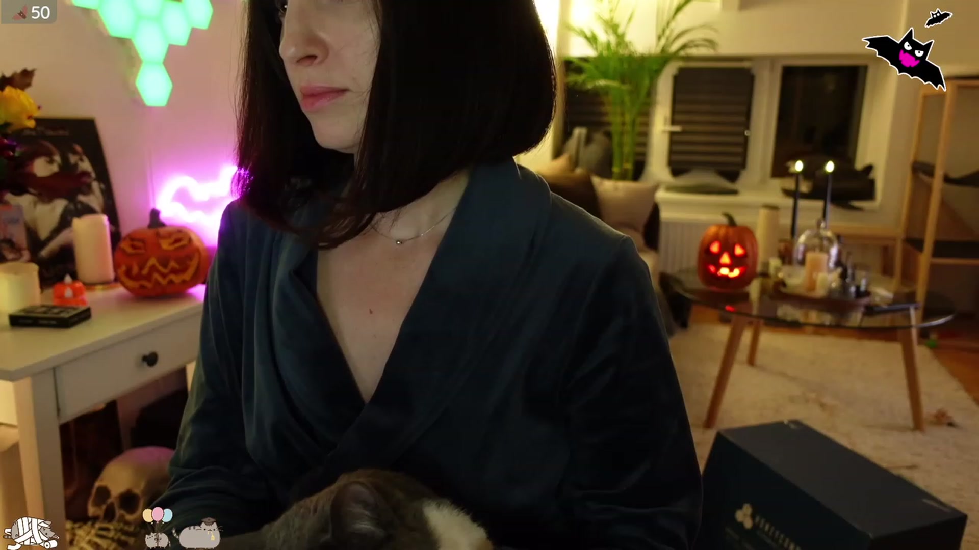 Gallery image thumbnail from Maddie's myfreecams stream on, 10/06/2023, 03:01 image 8 of 20