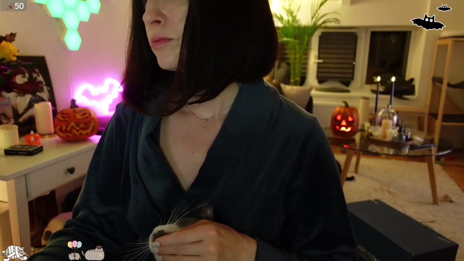 Gallery image thumbnail from Maddie's myfreecams stream on, 10/06/2023, 03:01 image 10 of 20