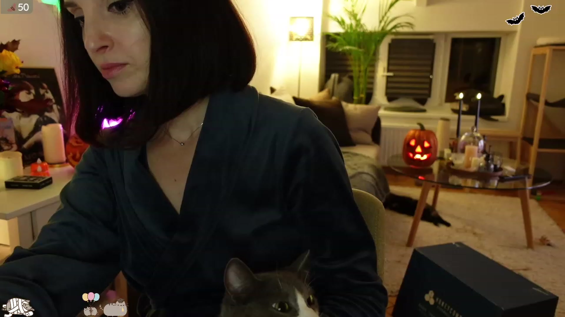 Gallery image thumbnail from Maddie's myfreecams stream on, 10/06/2023, 03:01 image 6 of 20