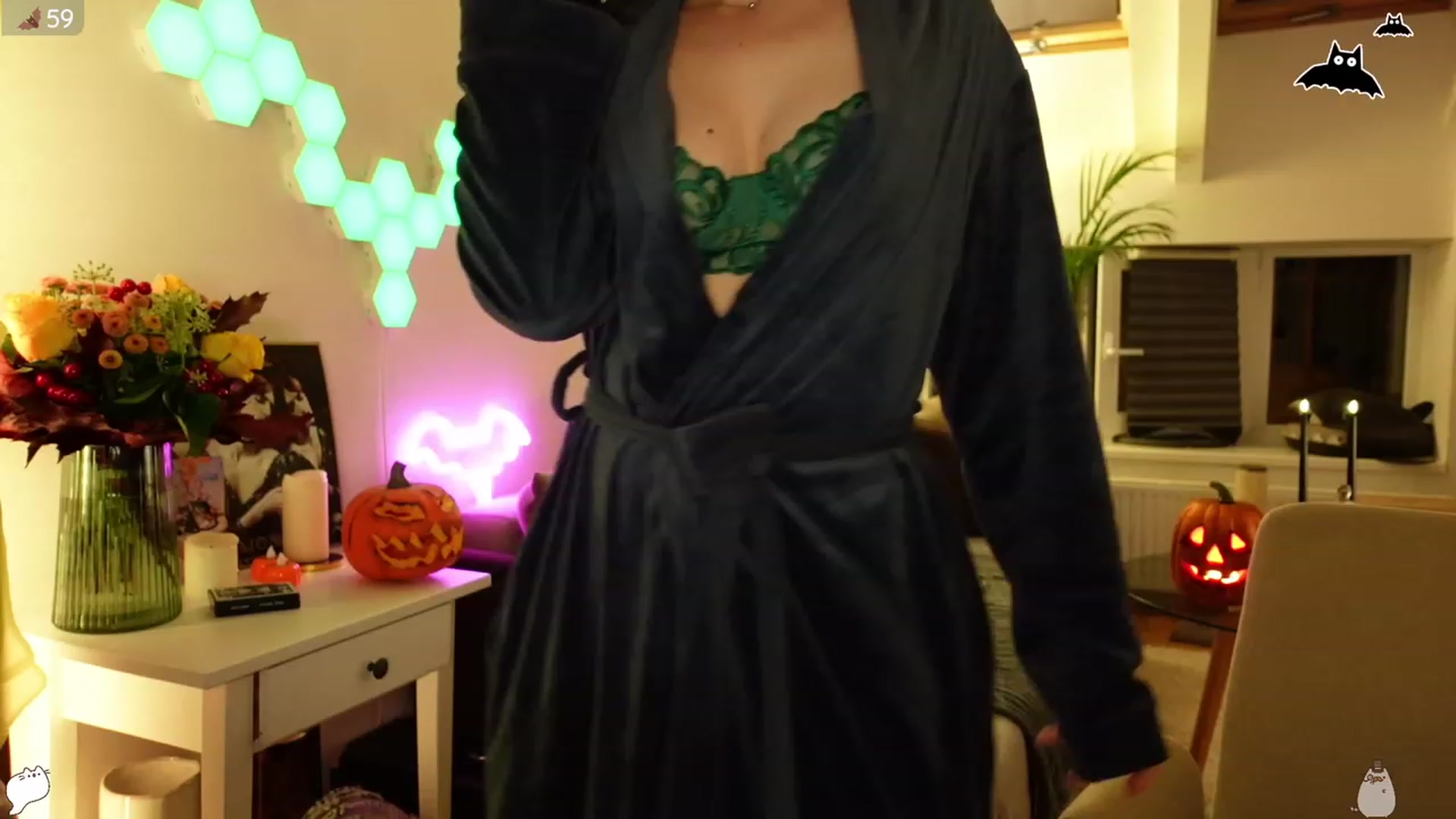 Gallery image thumbnail from Maddie's myfreecams stream on, 10/06/2023, 23:44 image 13 of 20