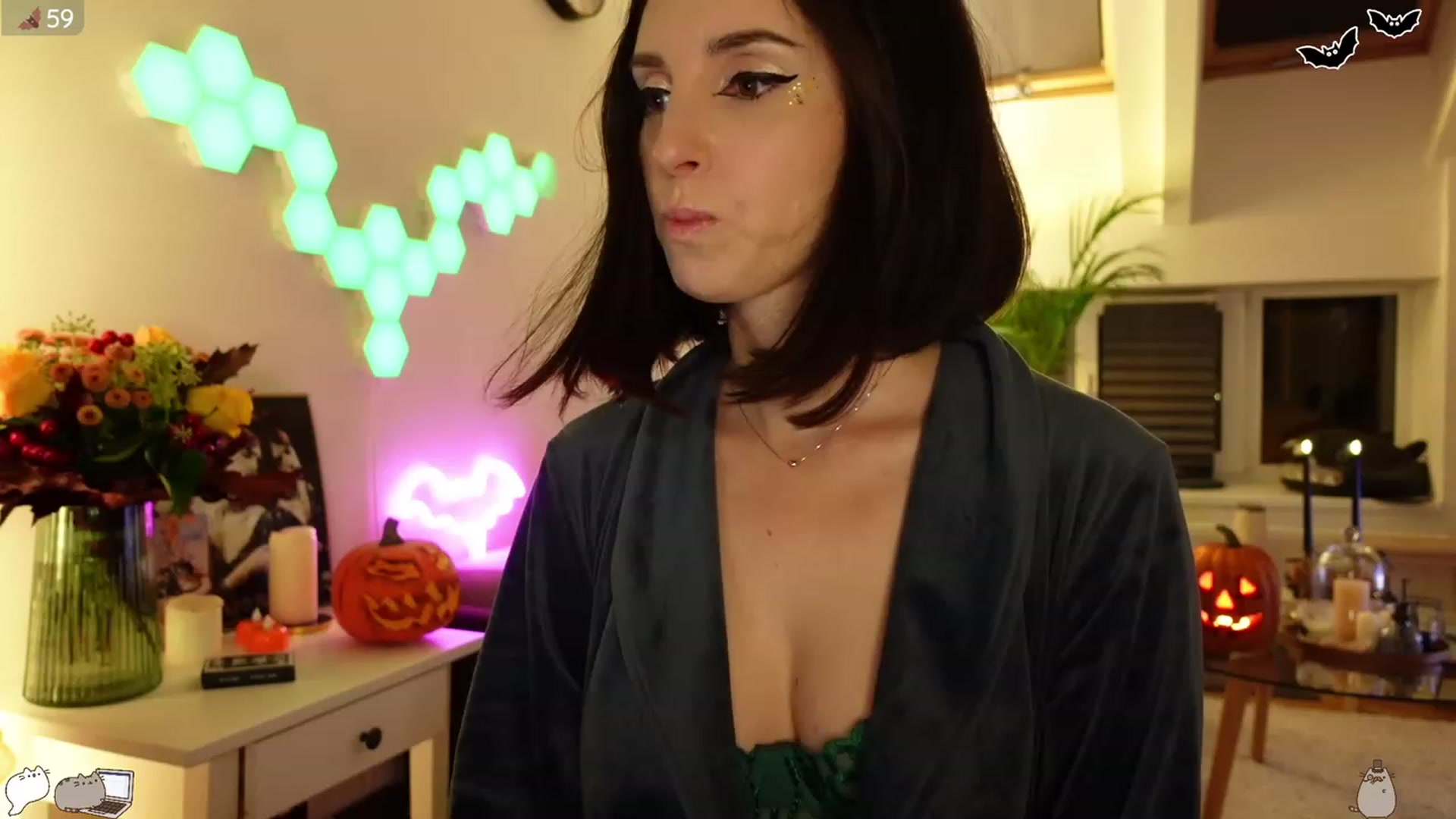Gallery image thumbnail from Maddie's myfreecams stream on, 10/07/2023, 24:01 image 14 of 20
