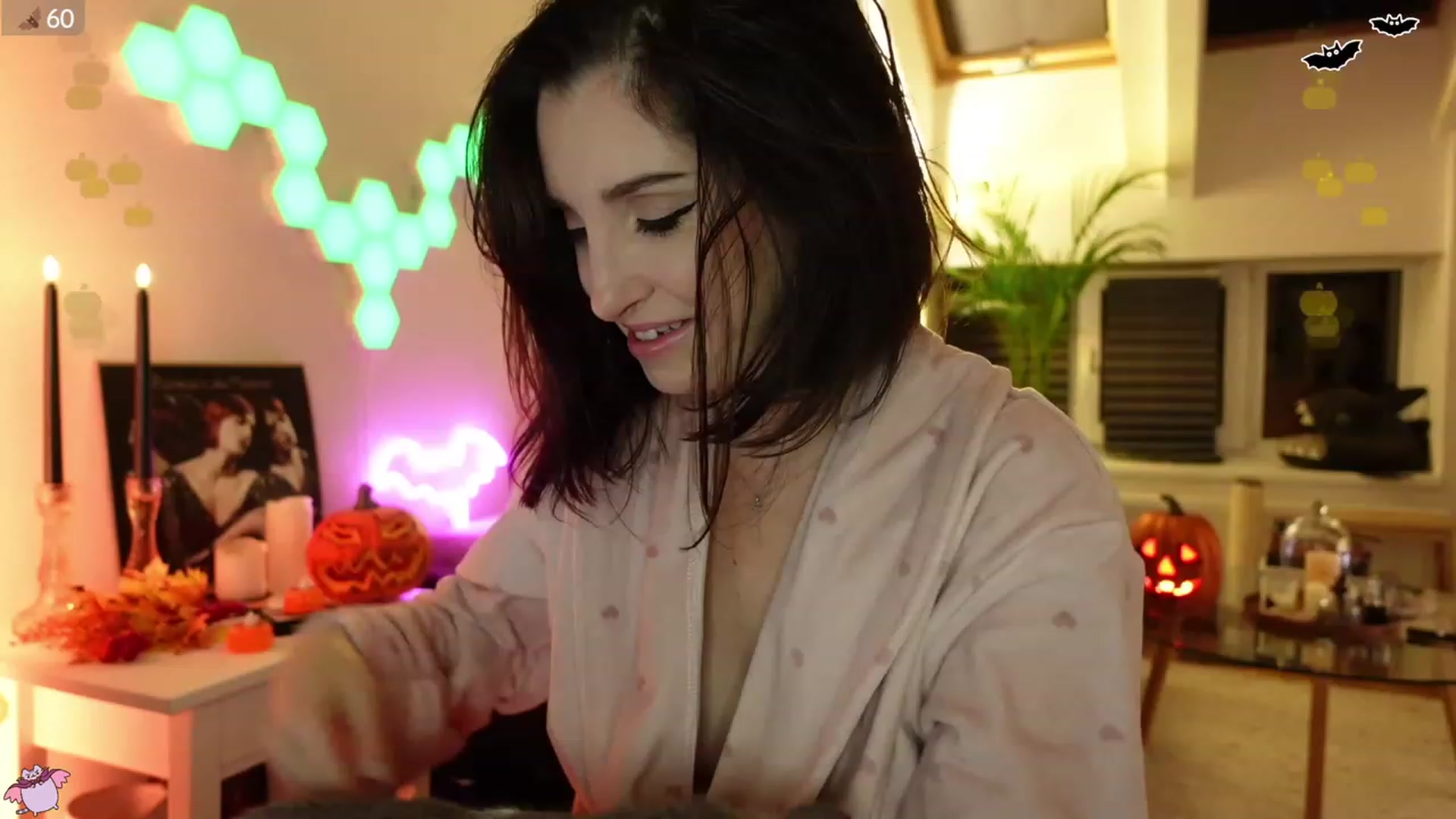 Gallery image thumbnail from Maddie's myfreecams stream on, 10/09/2023, 01:13 image 19 of 20