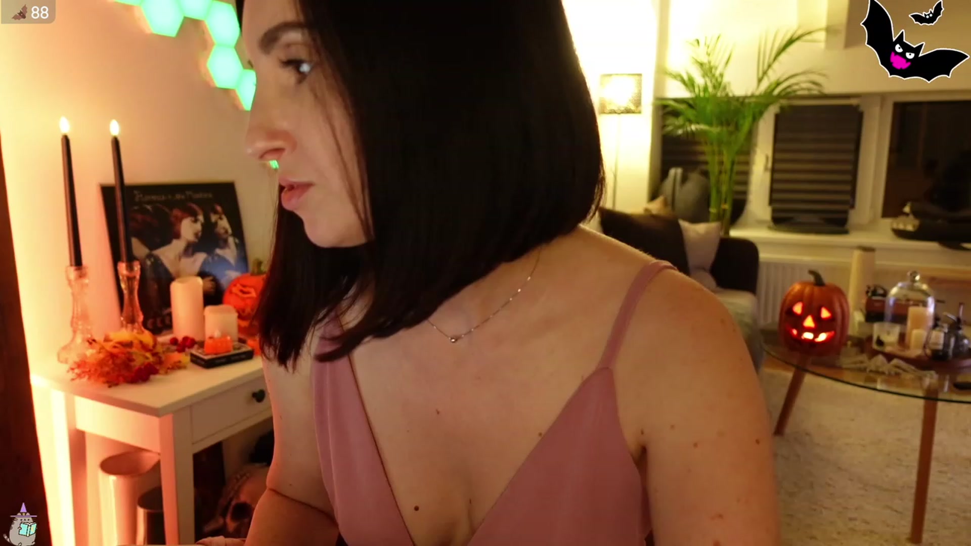 Gallery image thumbnail from Maddie's myfreecams stream on, 10/12/2023, 01:33 image 6 of 20