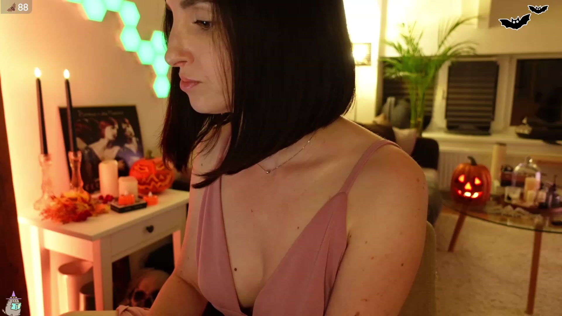 Gallery image thumbnail from Maddie's myfreecams stream on, 10/12/2023, 01:33 image 7 of 20