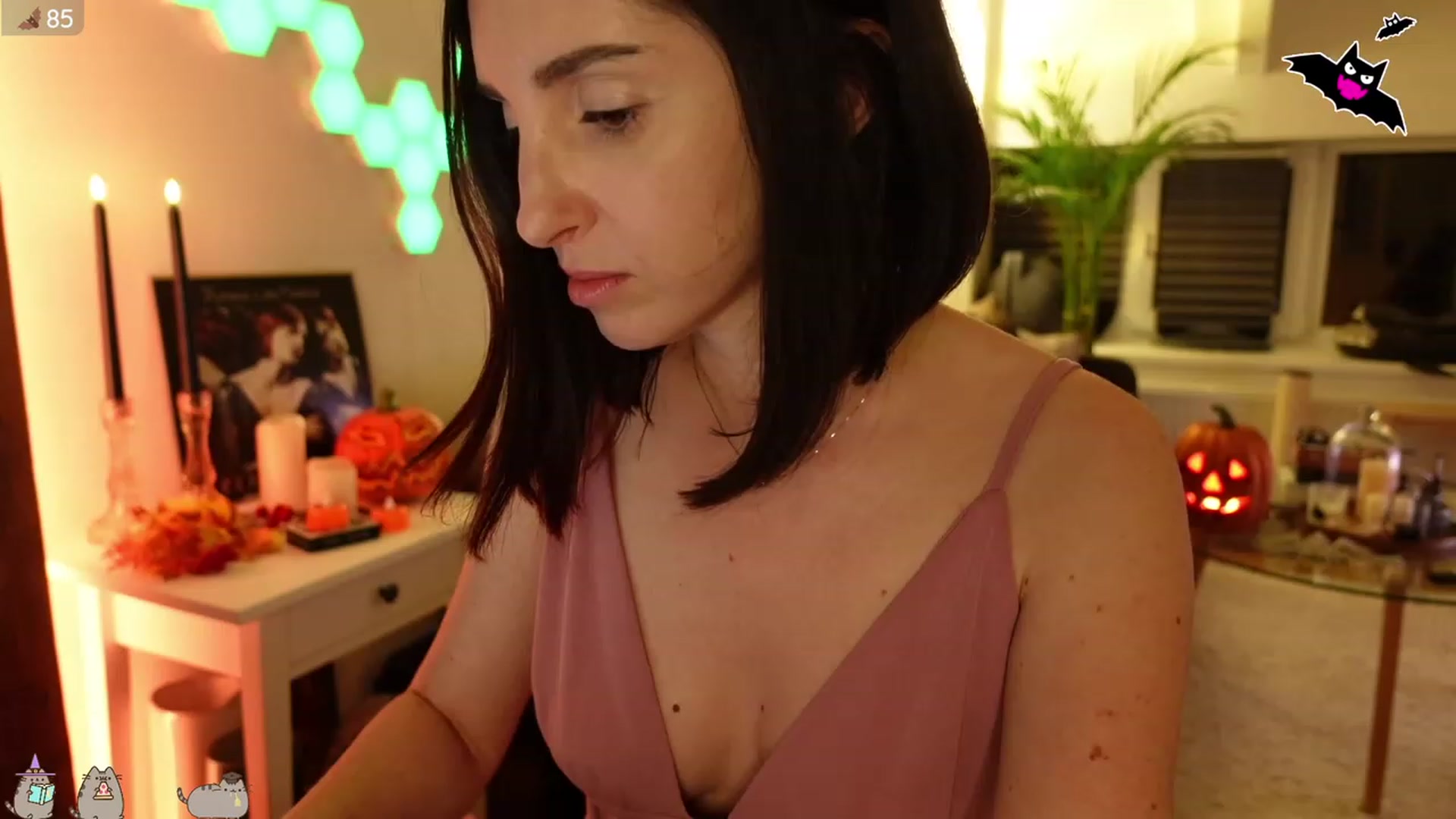 Gallery image thumbnail from Maddie's myfreecams stream on, 10/12/2023, 01:33 image 17 of 20