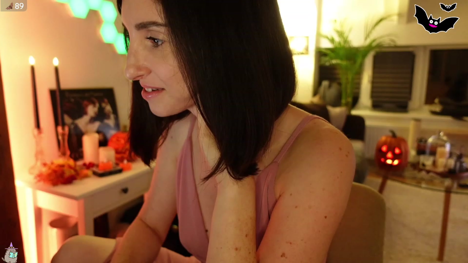 Gallery image thumbnail from Maddie's myfreecams stream on, 10/12/2023, 01:33 image 1 of 20