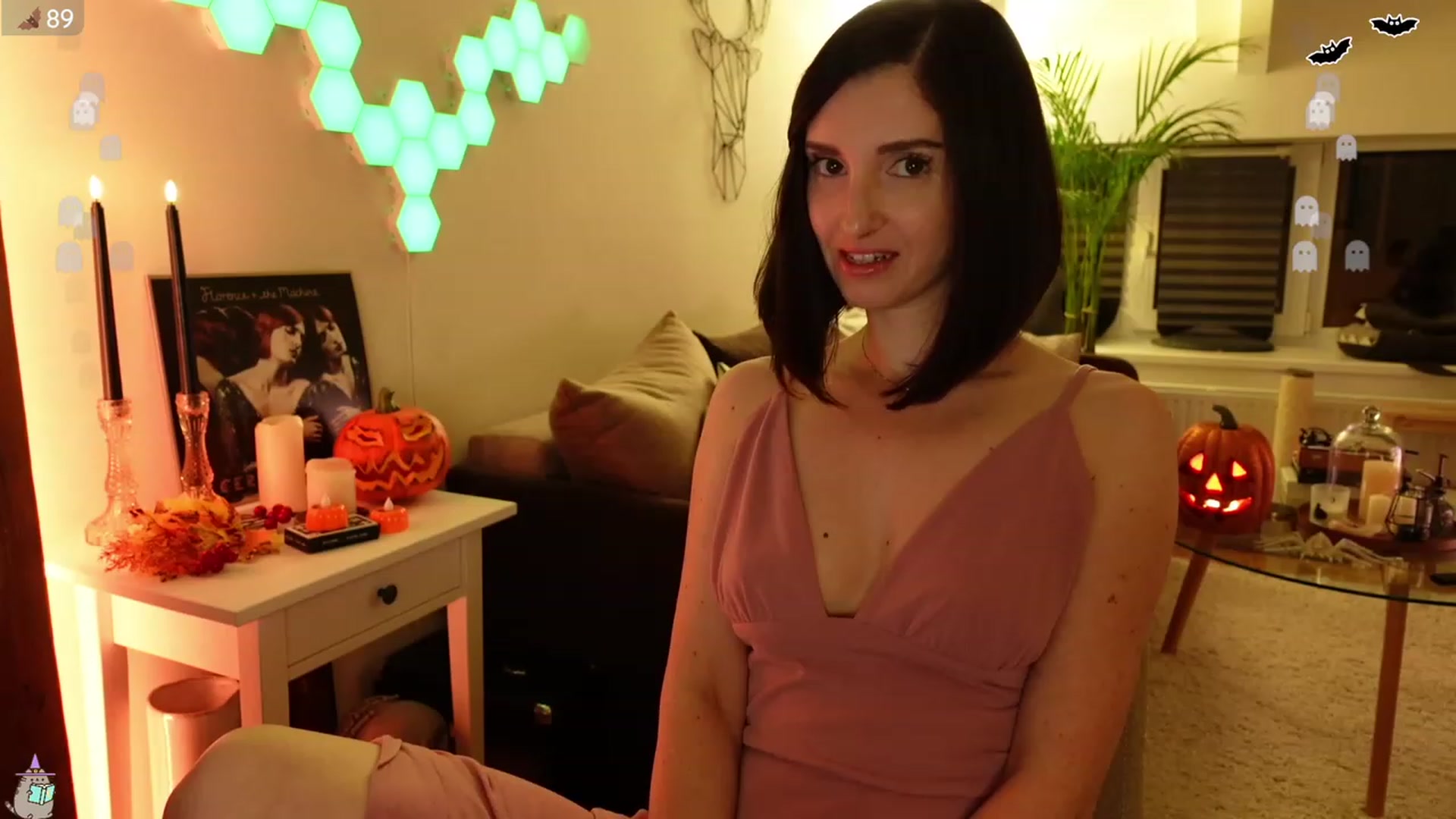 Gallery image thumbnail from Maddie's myfreecams stream on, 10/12/2023, 01:33 image 4 of 20