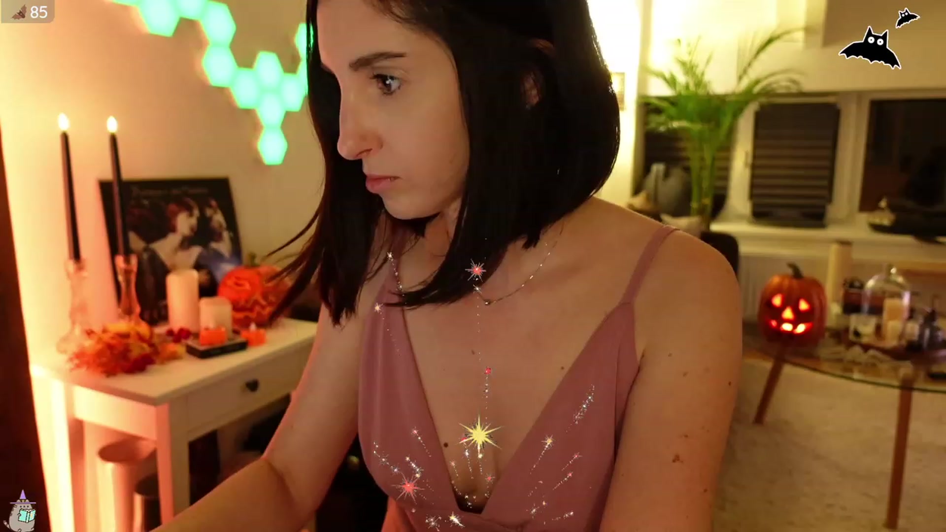 Gallery image thumbnail from Maddie's myfreecams stream on, 10/12/2023, 01:33 image 14 of 20