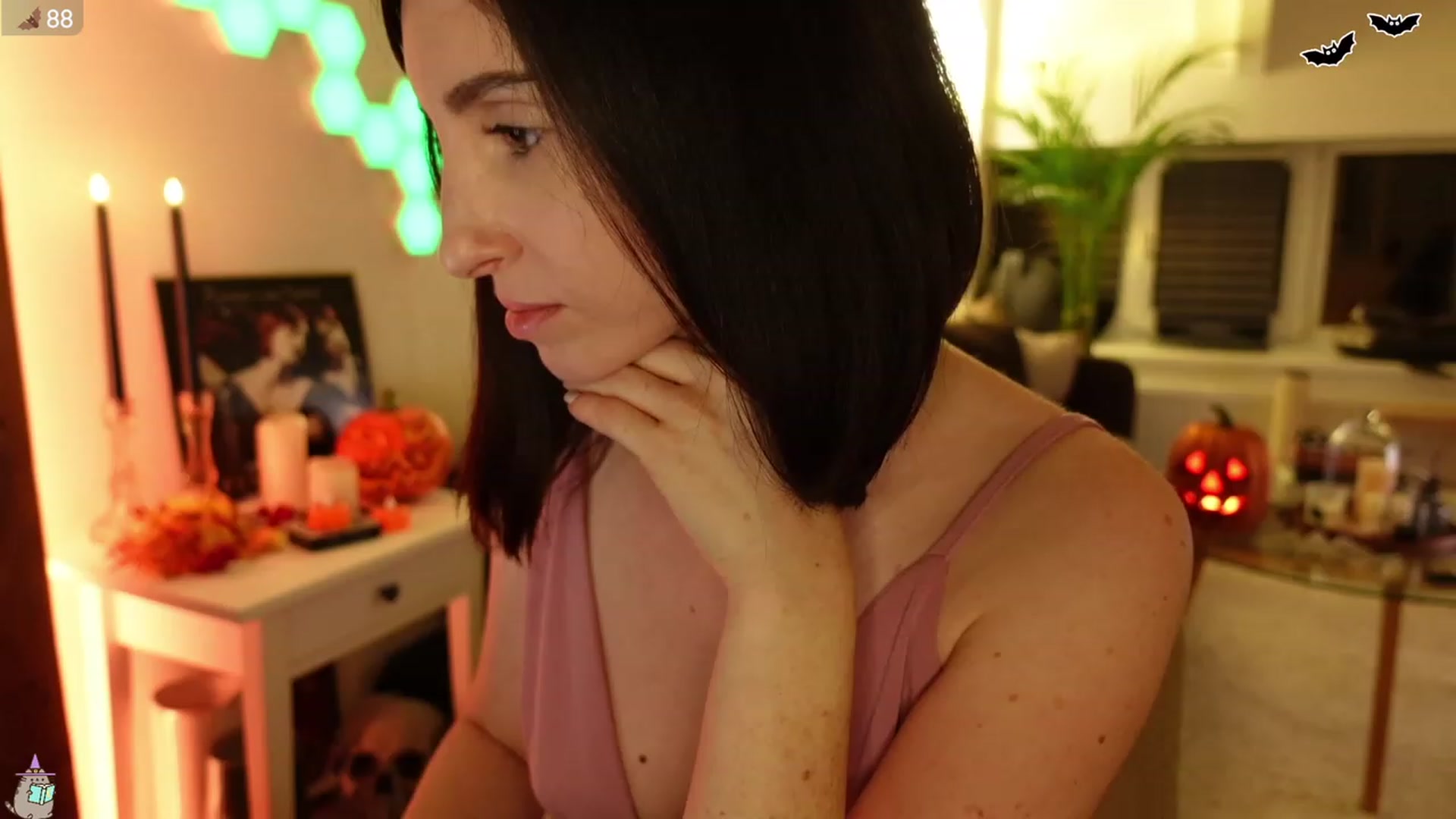 Gallery image thumbnail from Maddie's myfreecams stream on, 10/12/2023, 01:33 image 8 of 20