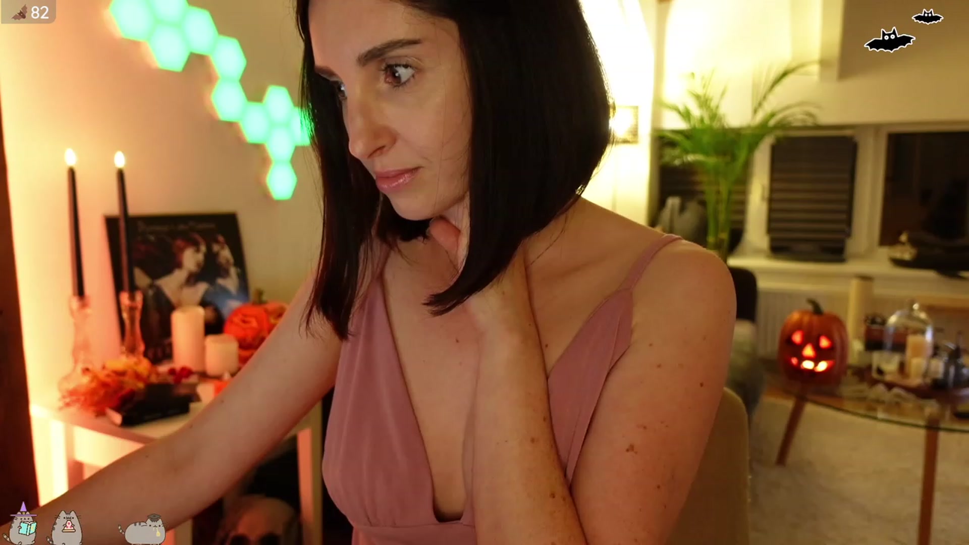 Gallery image thumbnail from Maddie's myfreecams stream on, 10/12/2023, 02:57 image 10 of 20