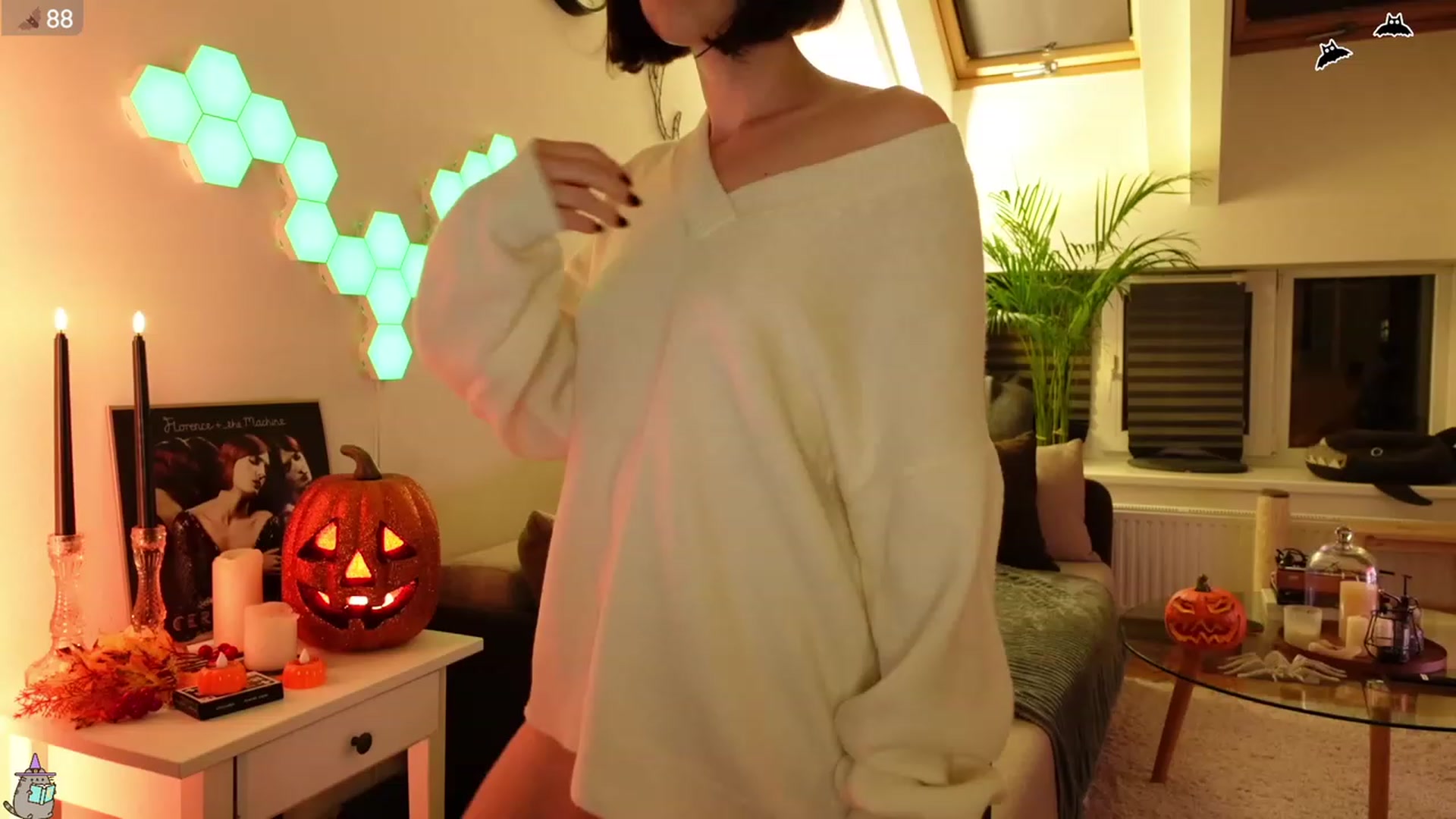 Gallery image thumbnail from Maddie's myfreecams stream on, 10/12/2023, 23:32 image 4 of 20