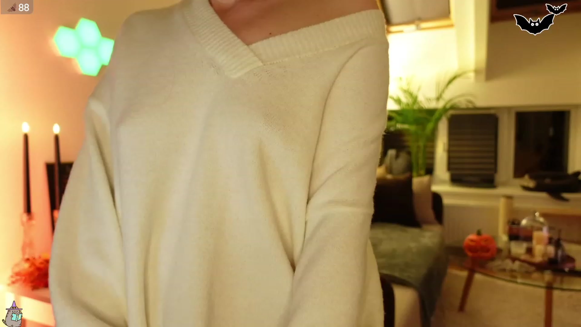 Gallery image thumbnail from Maddie's myfreecams stream on, 10/12/2023, 23:32 image 5 of 20