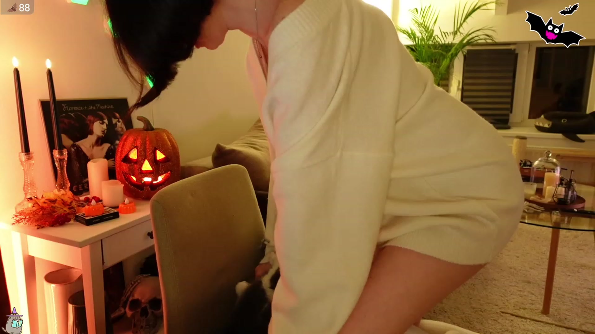 Gallery image thumbnail from Maddie's myfreecams stream on, 10/12/2023, 23:32 image 16 of 20