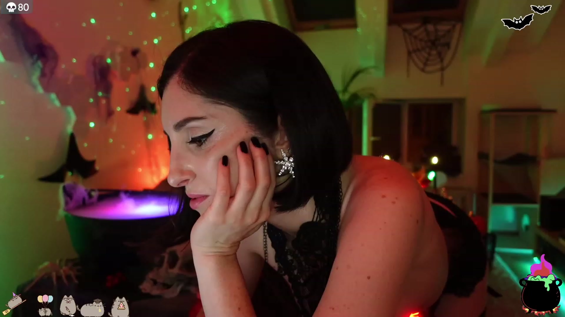 Gallery image thumbnail from Maddie's myfreecams stream on, 10/14/2023, 03:58 image 18 of 20