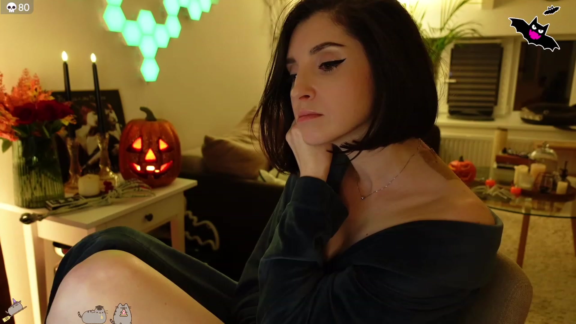 Gallery image thumbnail from Maddie's myfreecams stream on, 10/16/2023, 03:16 image 16 of 20