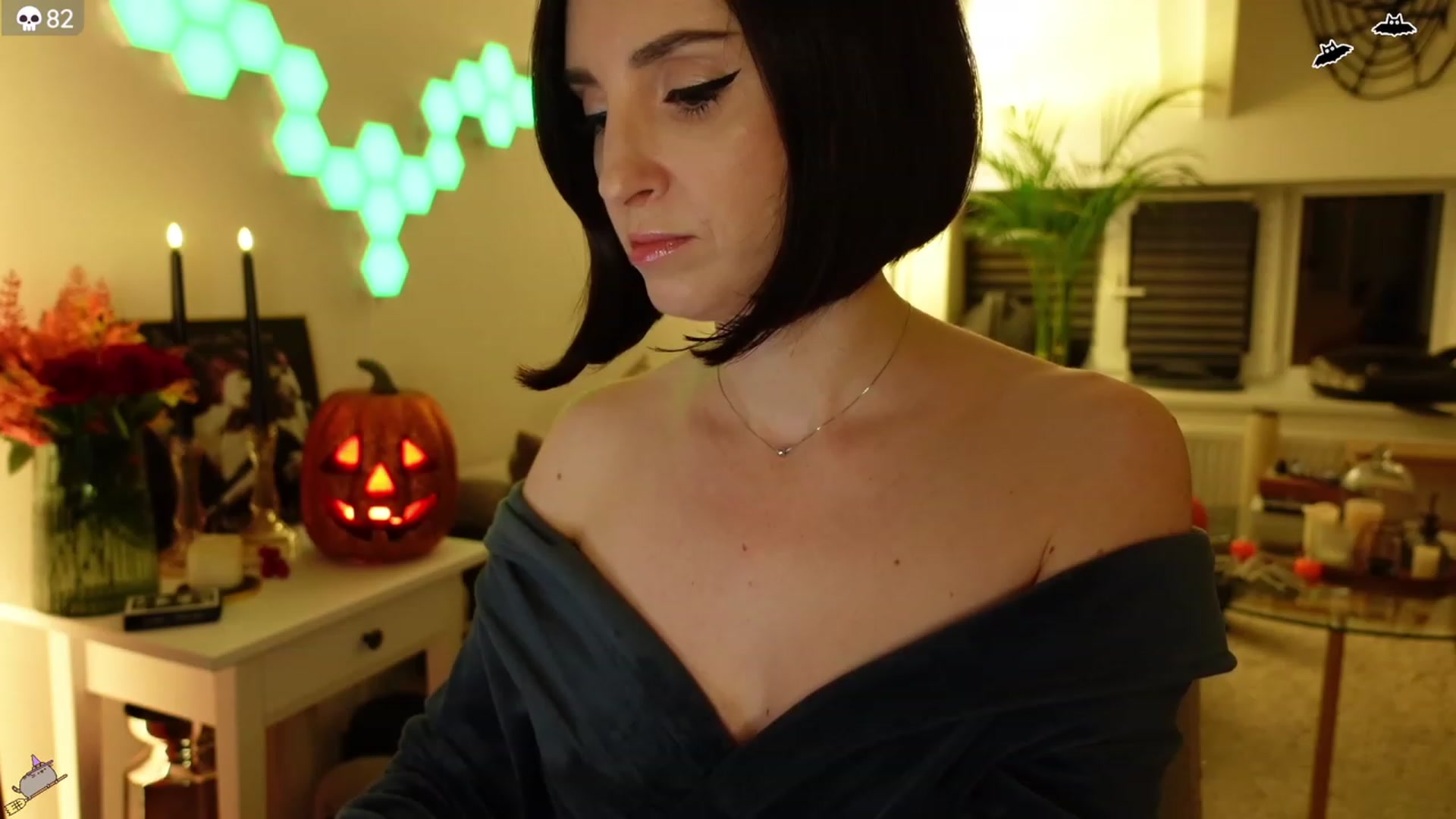 Gallery image thumbnail from Maddie's myfreecams stream on, 10/16/2023, 03:16 image 3 of 20