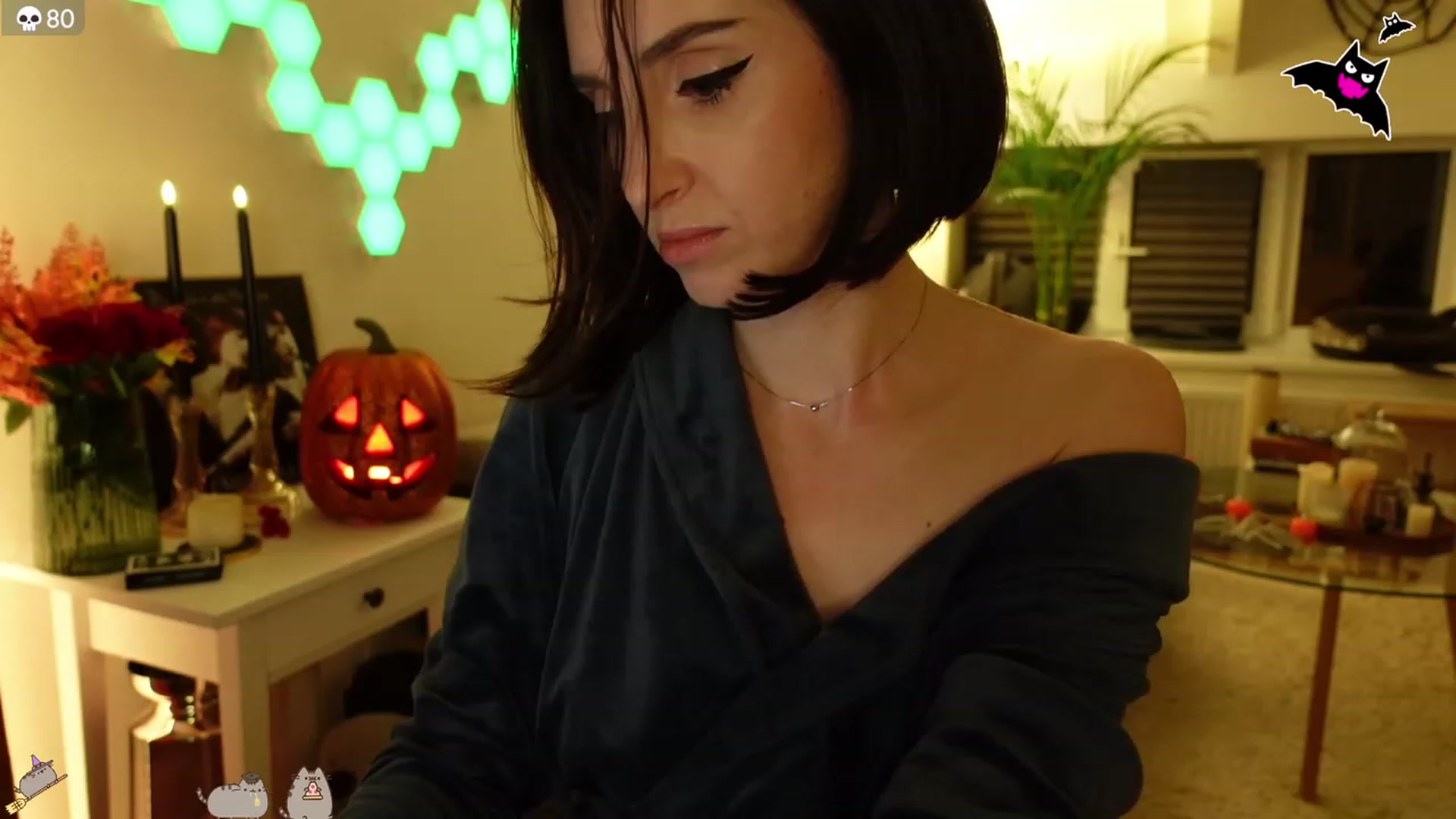 Gallery image thumbnail from Maddie's myfreecams stream on, 10/16/2023, 03:16 image 12 of 20