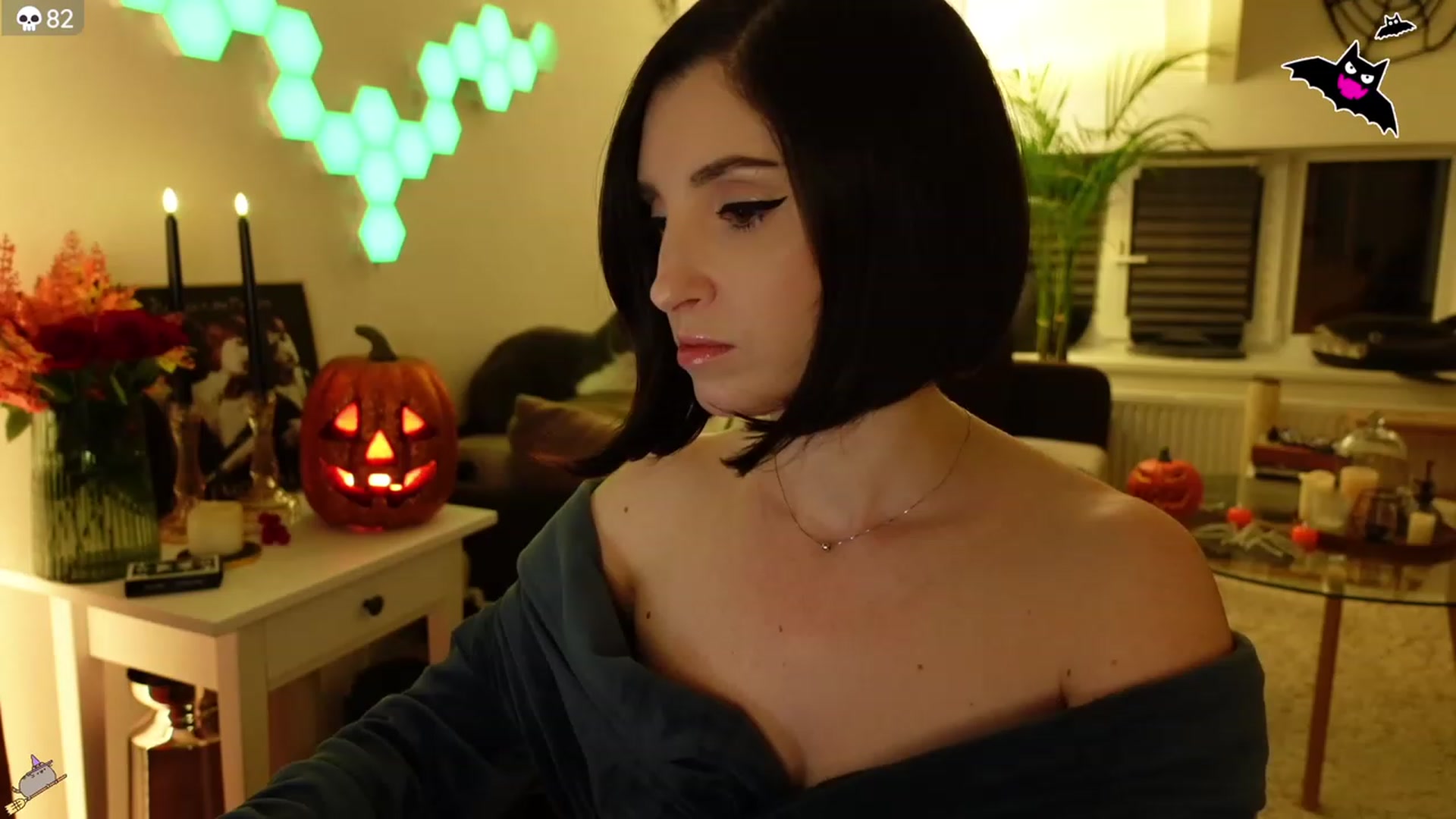Gallery image thumbnail from Maddie's myfreecams stream on, 10/16/2023, 03:16 image 5 of 20