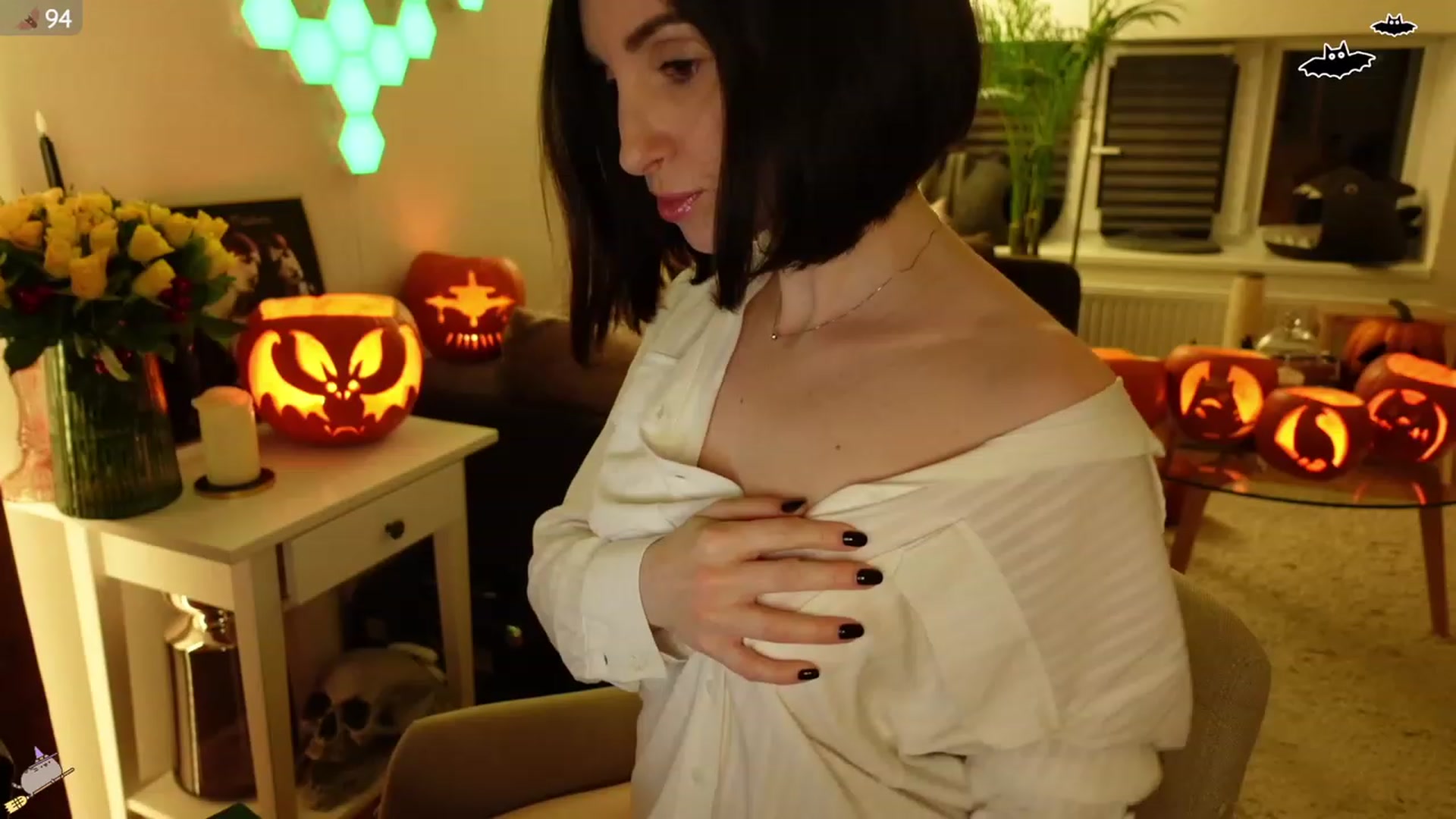 Gallery image thumbnail from Maddie's myfreecams stream on, 10/23/2023, 02:00 image 15 of 20