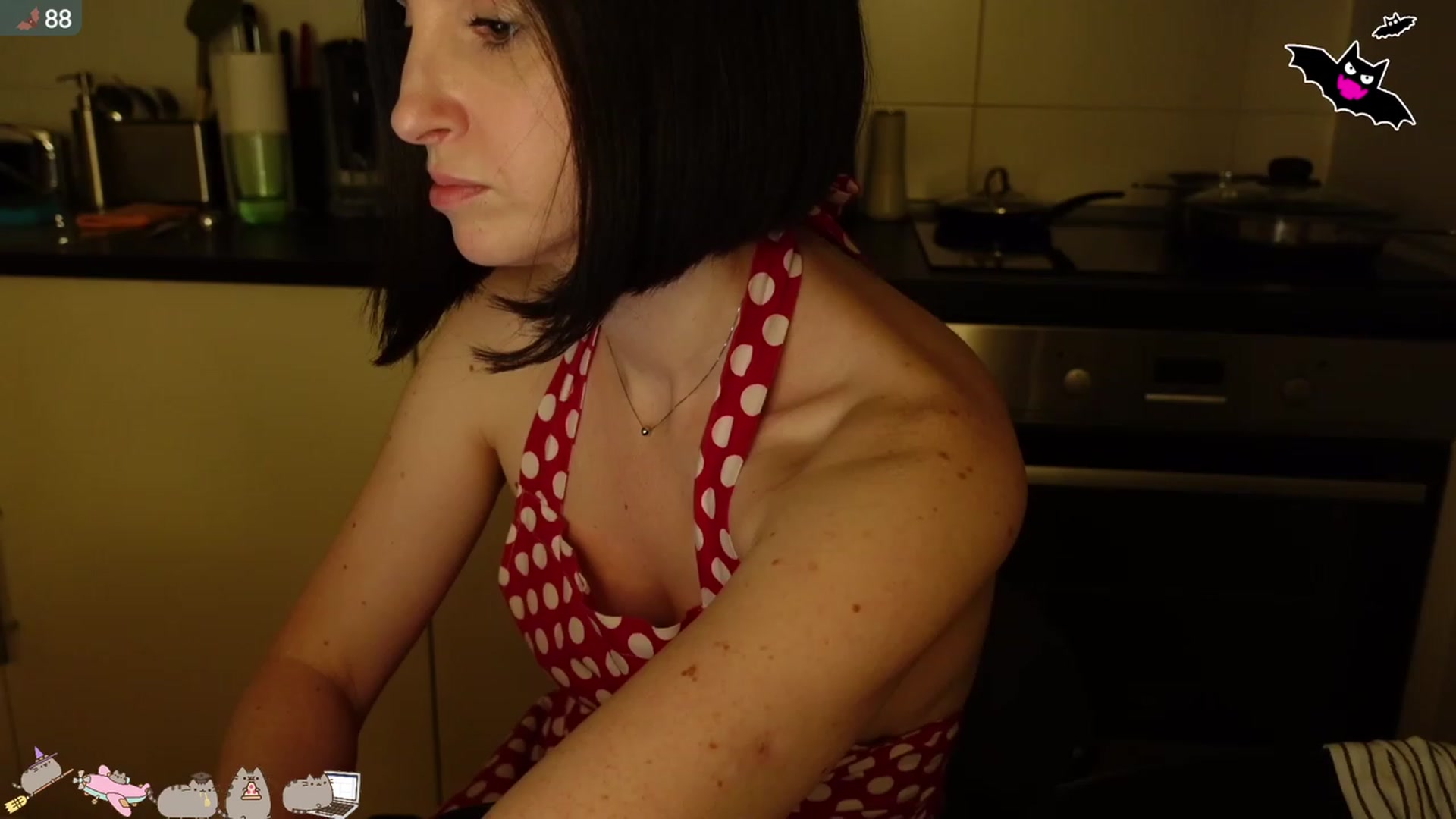 Gallery image thumbnail from Maddie's myfreecams stream on, 10/24/2023, 03:50 image 17 of 20