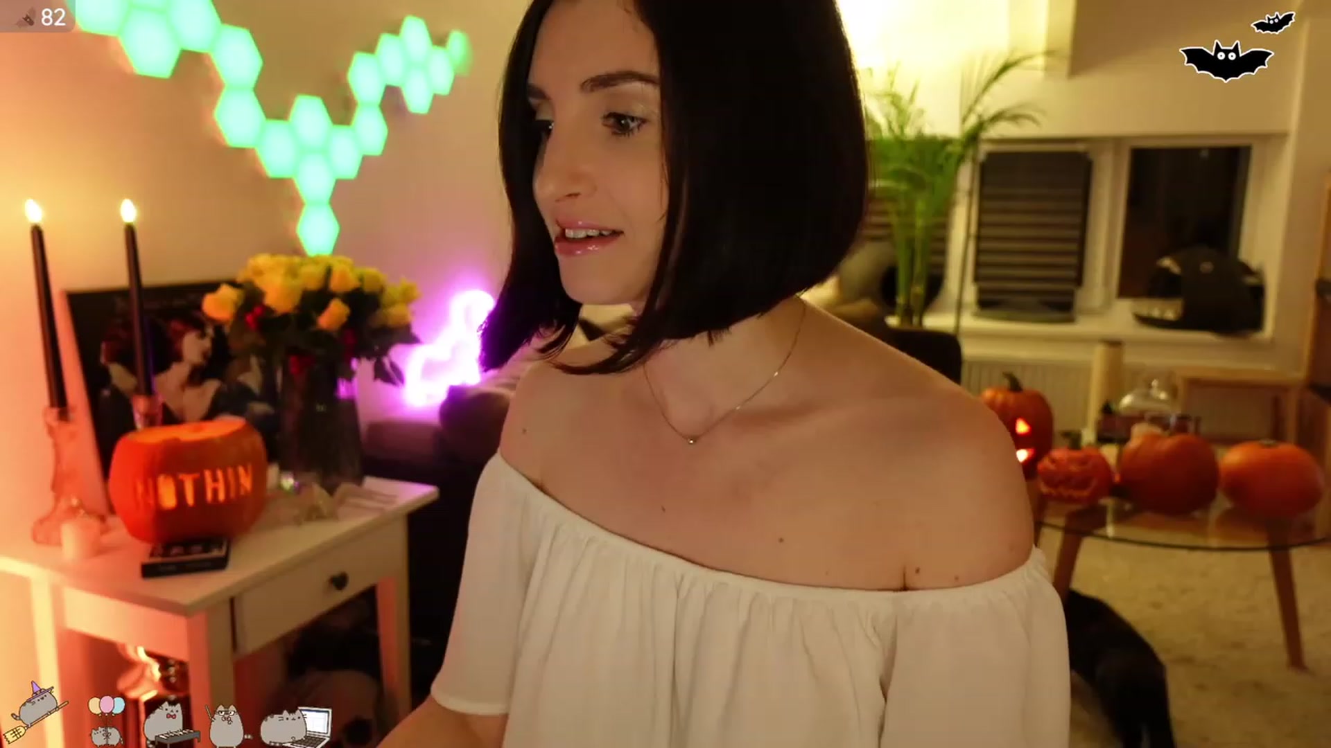 Gallery image thumbnail from Maddie's myfreecams stream on, 10/25/2023, 02:44 image 4 of 20