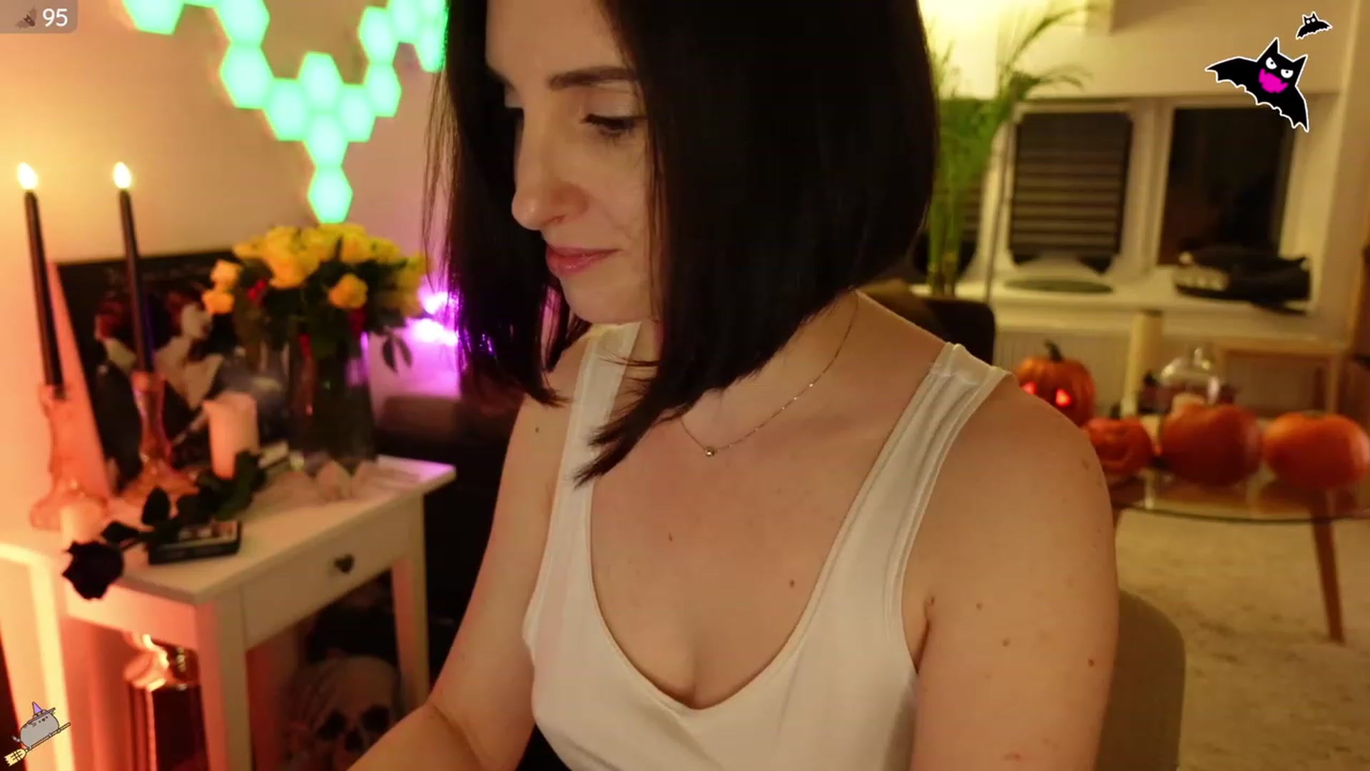 Gallery image thumbnail from Maddie's myfreecams stream on, 10/27/2023, 02:56 image 2 of 20