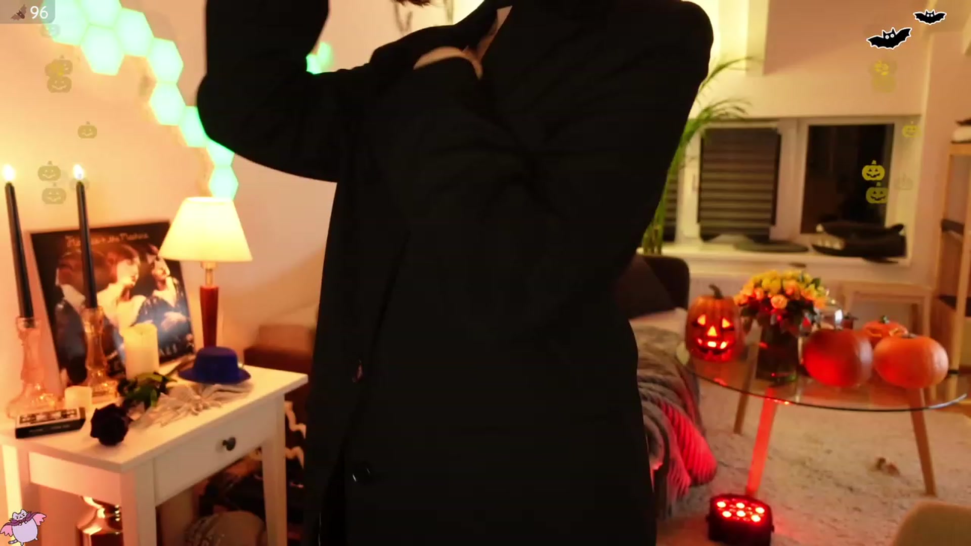 Gallery image thumbnail from Maddie's myfreecams stream on, 10/28/2023, 02:24 image 17 of 20